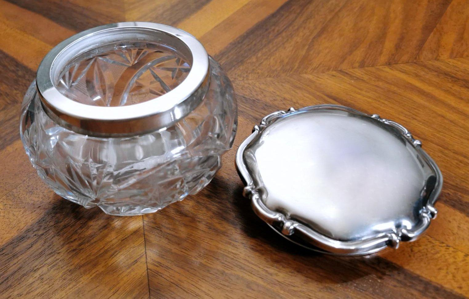 Spanish Toilet Box in Ground Crystal and Sterling Silver In Good Condition In Prato, Tuscany