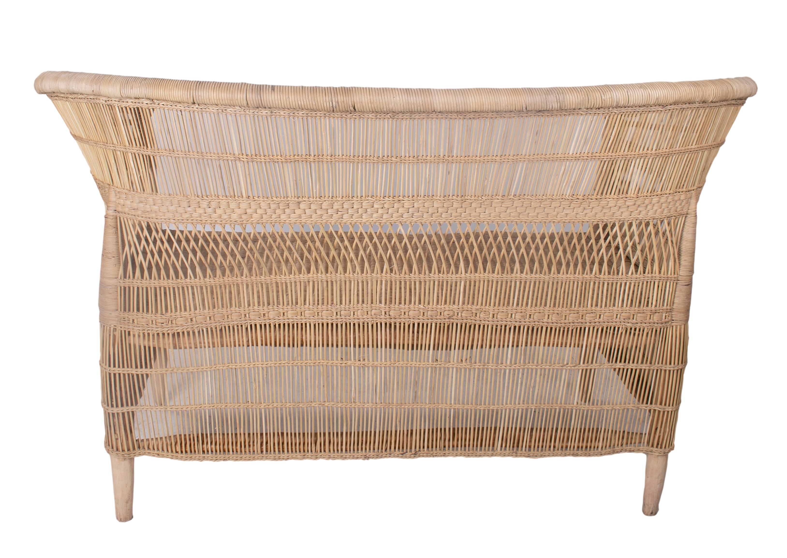 Spanish Two-Seat Hand Woven Rattan Sofa In Good Condition For Sale In Marbella, ES