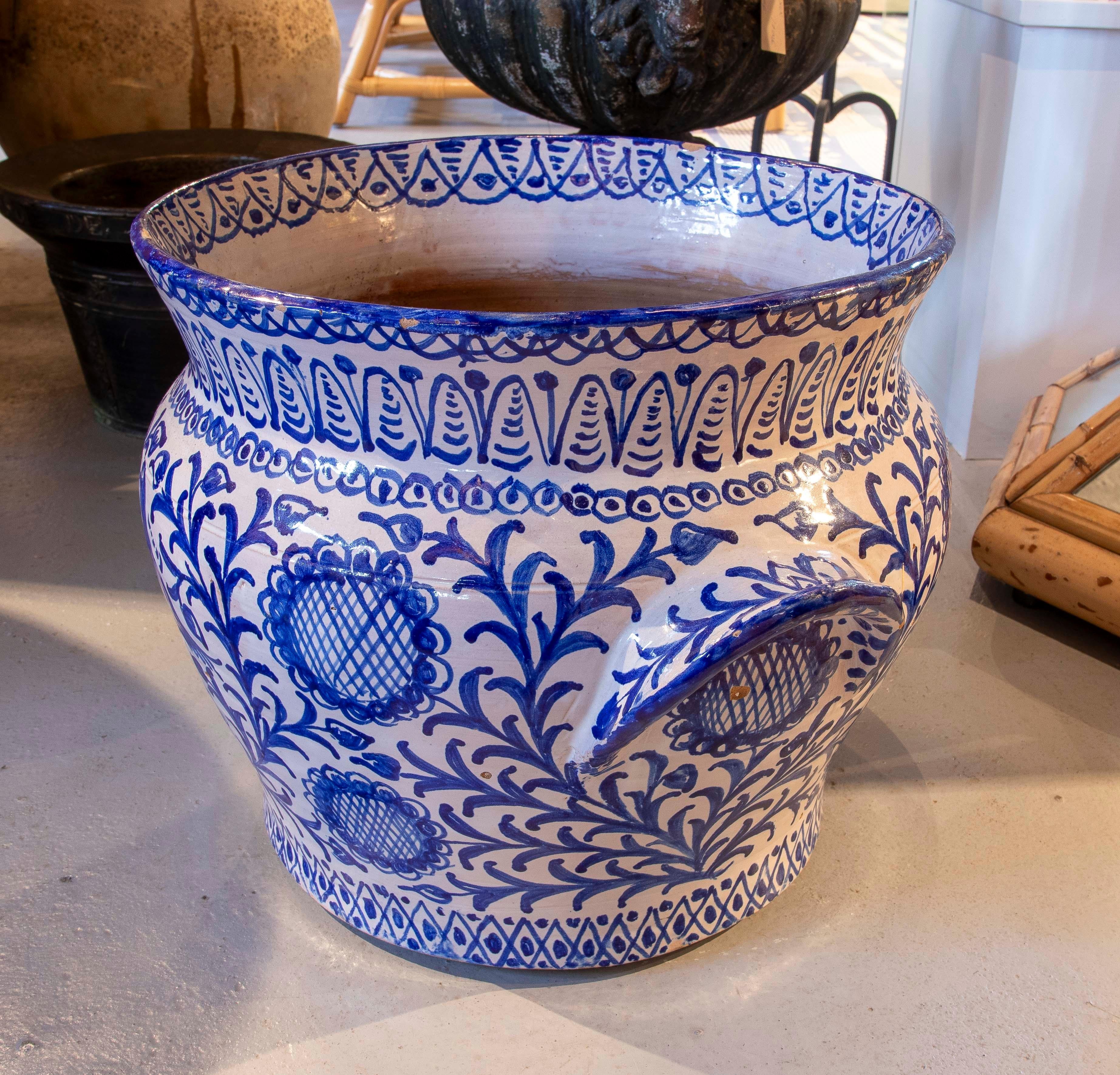 Spanish Typical Glazed Ceramic Pot in Blue and White Tones For Sale 1