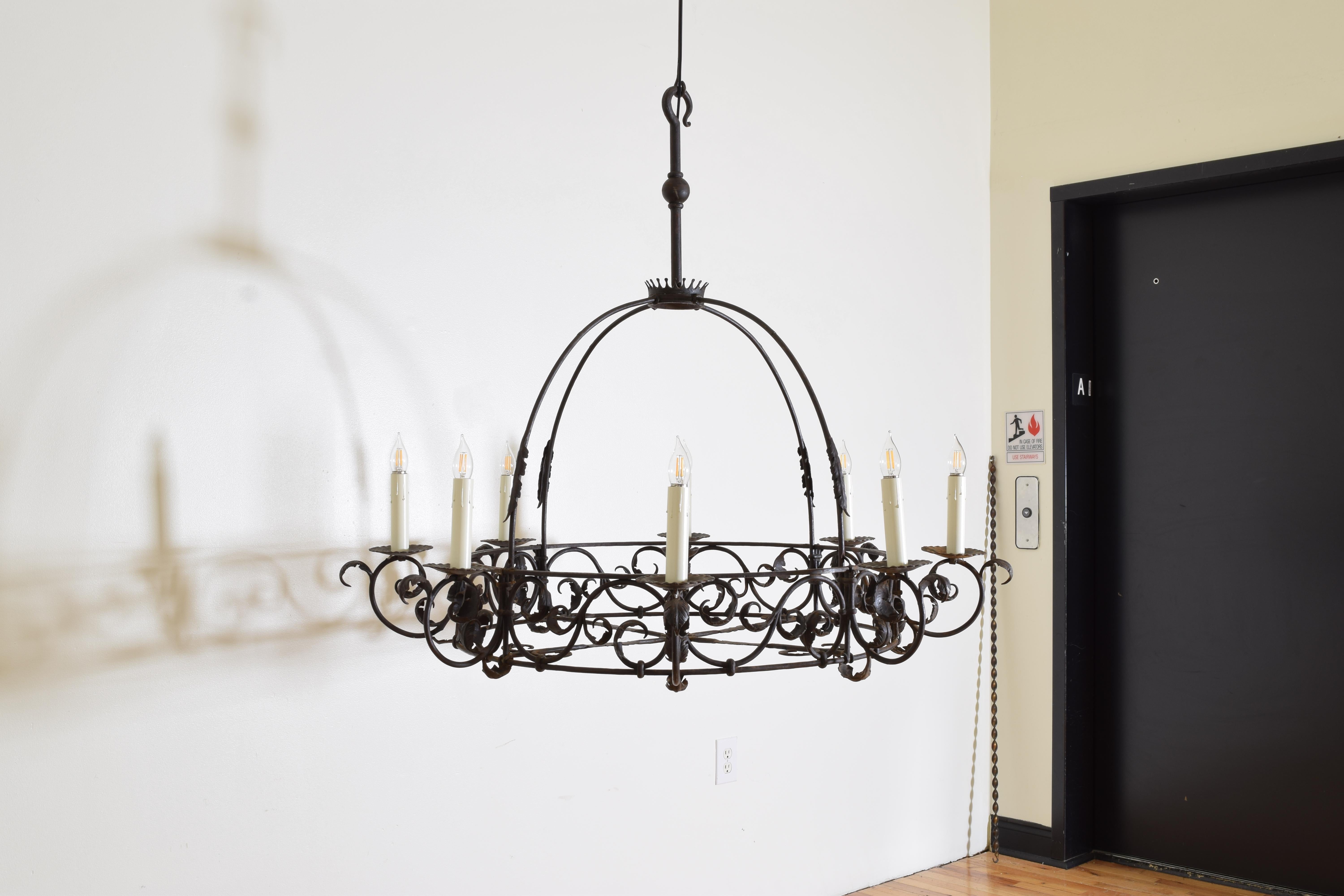Spanish, Valencia, Wrought Iron 8-Light Dome-Form Chandelier, Early 20th Century For Sale 1
