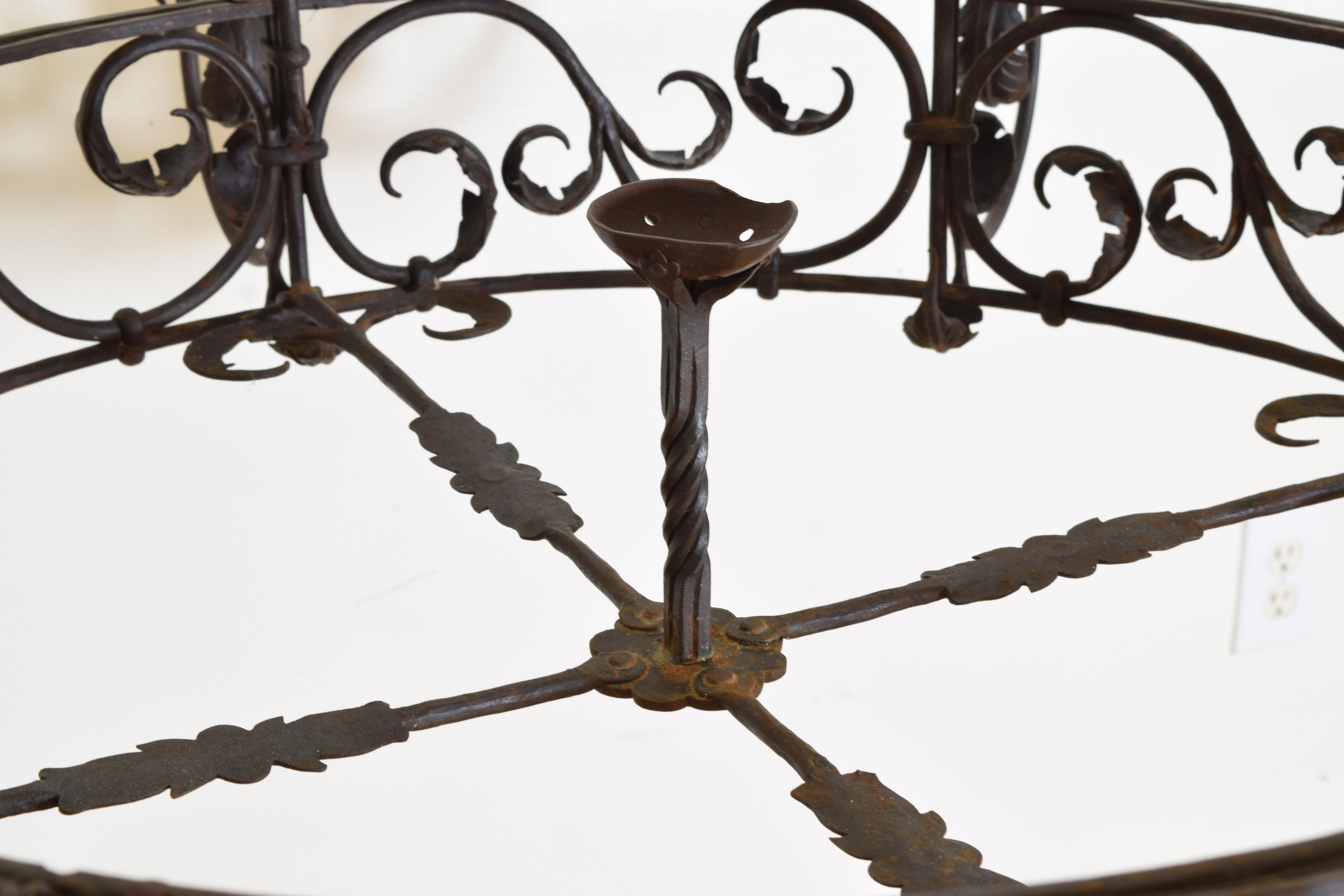 Spanish, Valencia, Wrought Iron 8-Light Dome-Form Chandelier, Early 20th Century For Sale 5