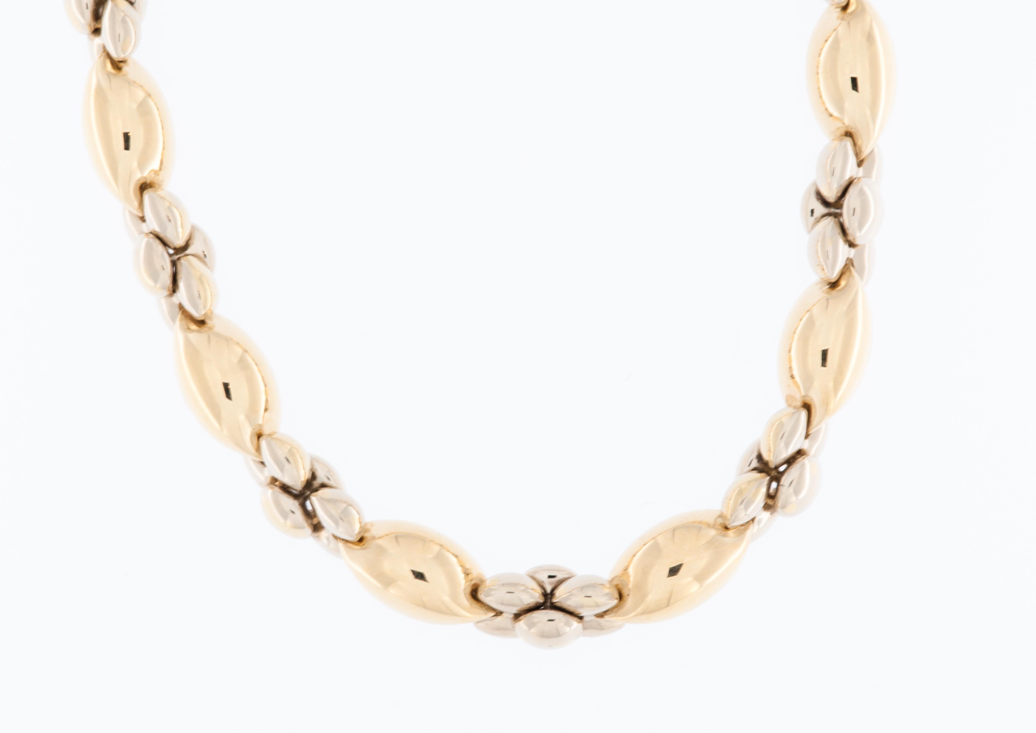 The Spanish Vintage 18kt Yellow Gold Necklace is a stunning piece of jewelry that combines traditional craftsmanship with timeless elegance. 

The necklace is made from 18-karat (18kt) yellow gold. This high purity gold is known for its rich, warm