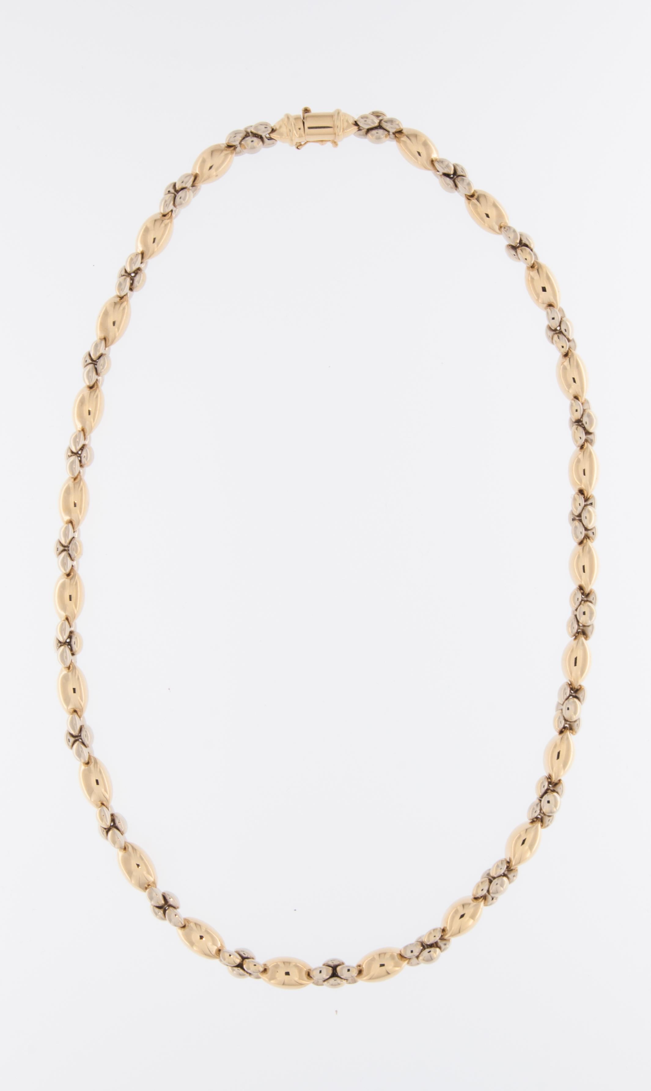 Artisan Spanish Vintage 18kt Yellow Gold Necklace For Sale