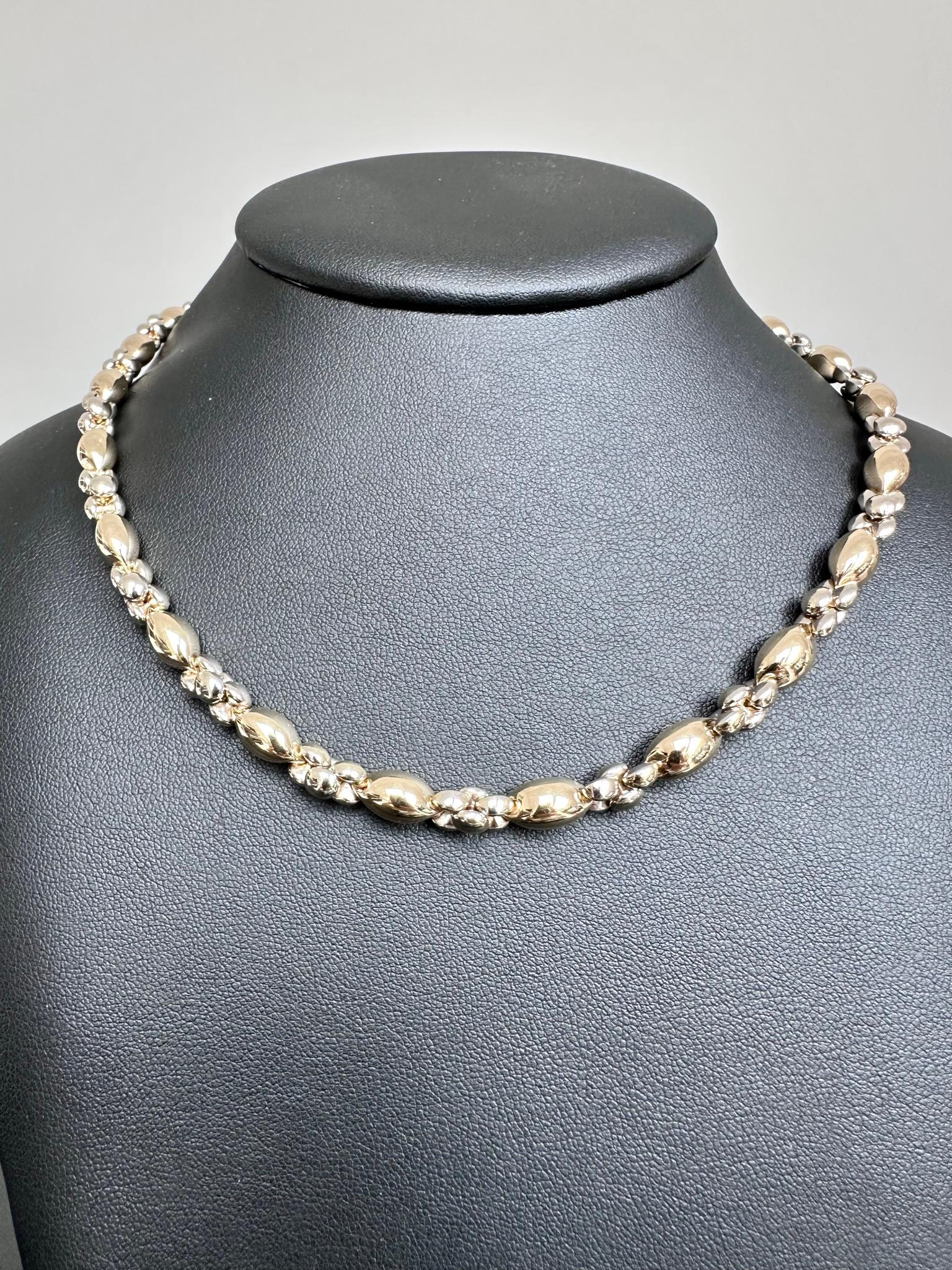 Women's or Men's Spanish Vintage 18kt Yellow Gold Necklace For Sale