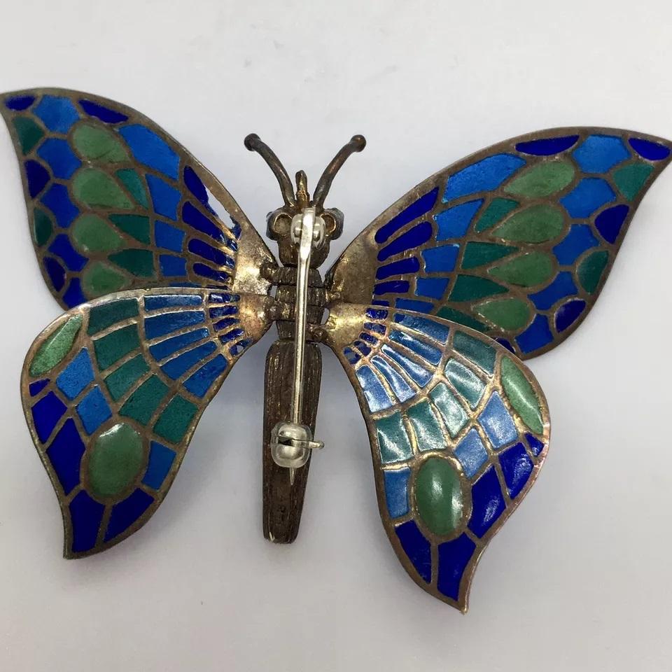 Modern Spanish Vintage Plique a Jour and Sapphire 18k White Gold Butterfly Brooch 1970s For Sale