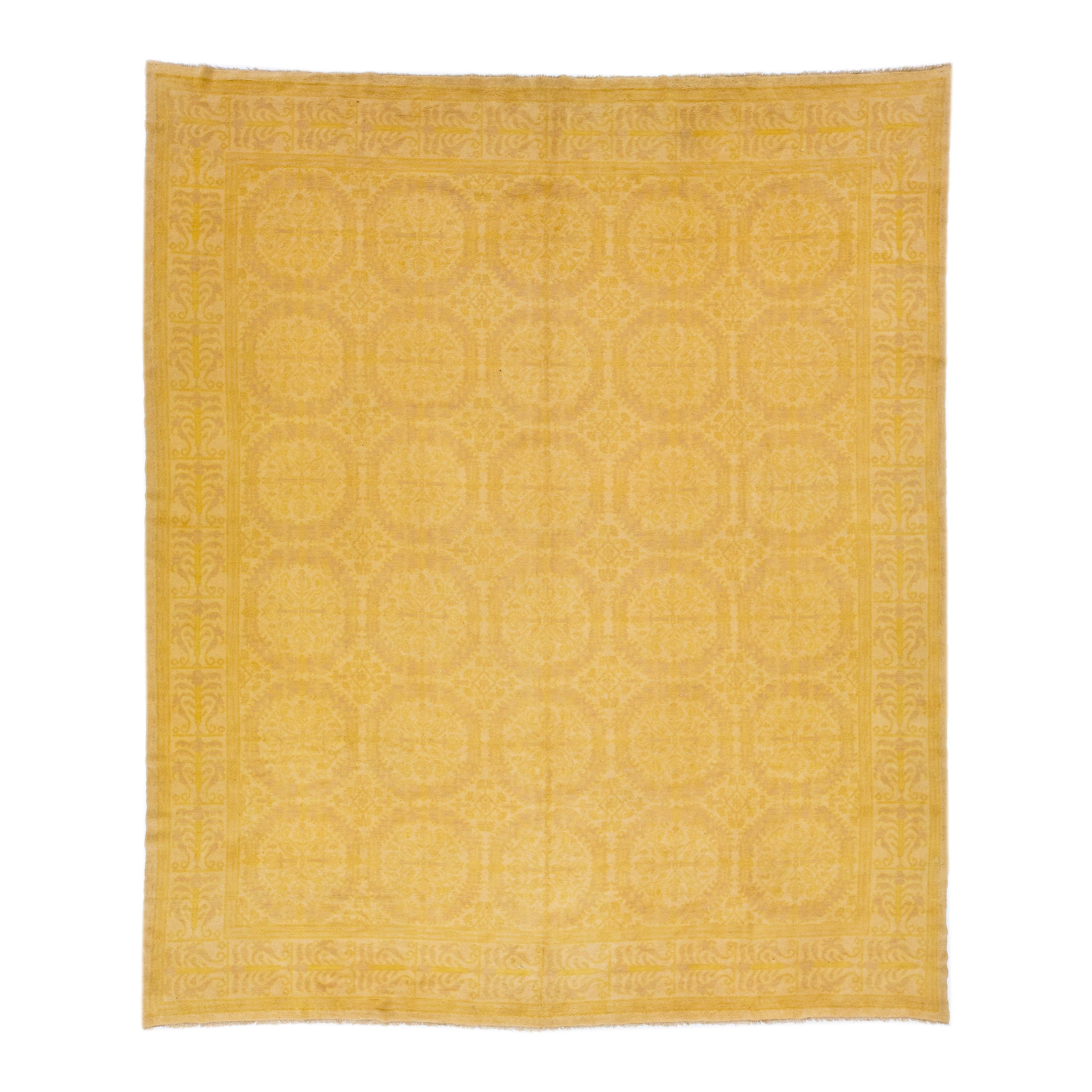 Tappeto spagnolo in lana vintage, moderno e fatto a mano con design Goldenrod in vendita