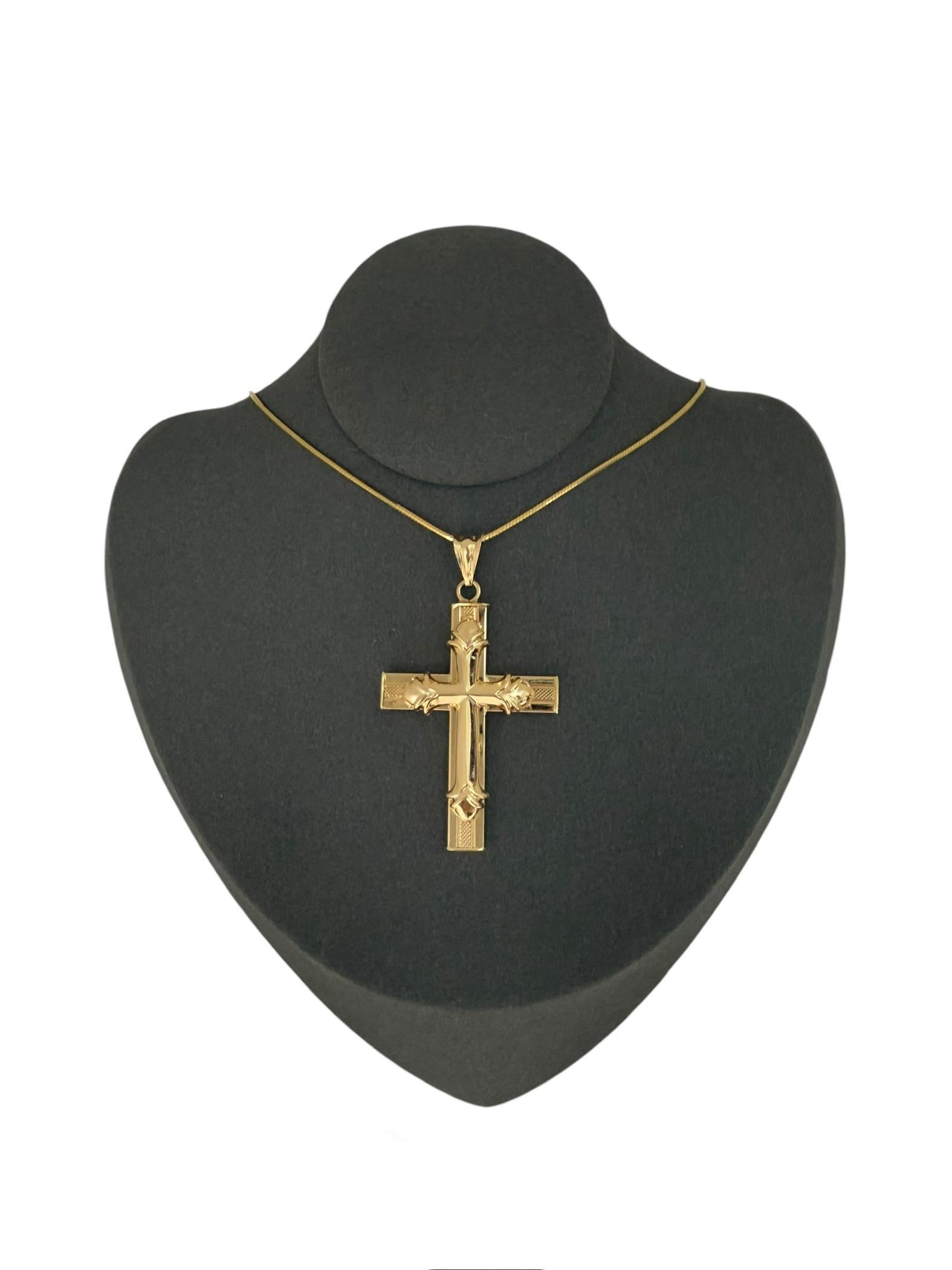 Spanish Vintage Yellow Gold Double-Sided Cross For Sale 7