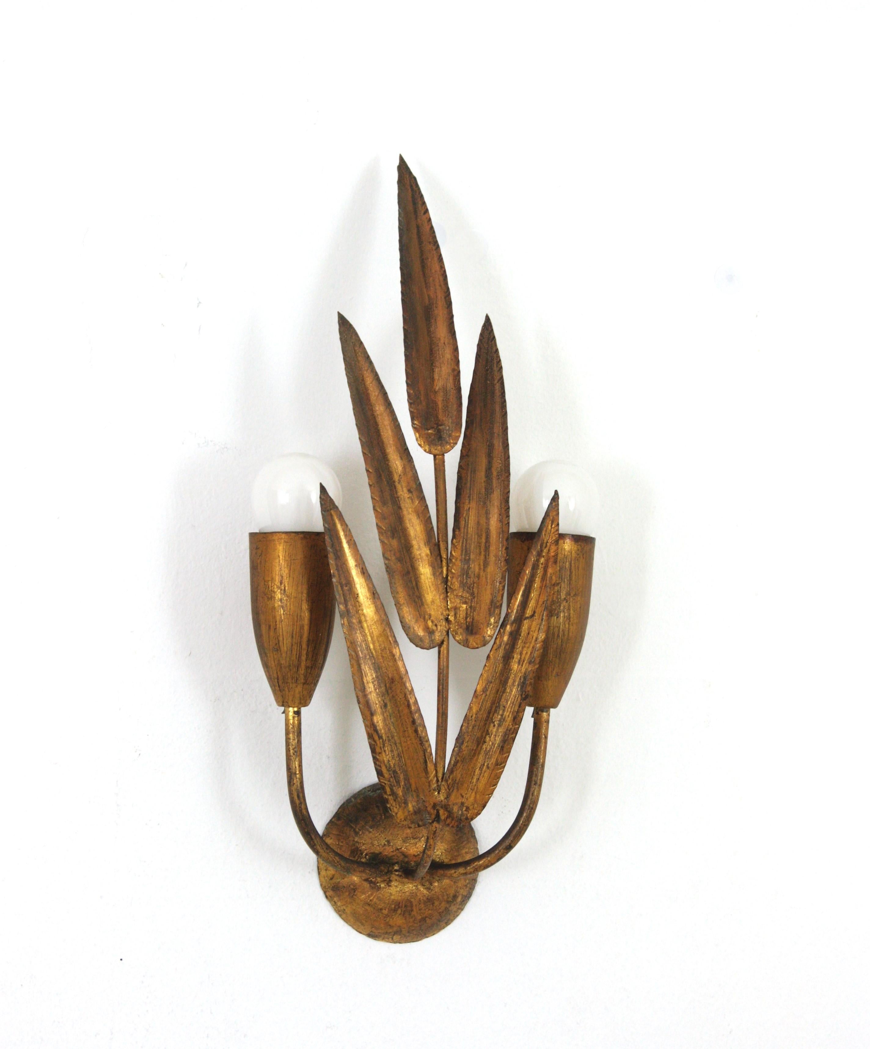 Metal Spanish Wall Sconce with Foliage Design, Gilt Iron For Sale