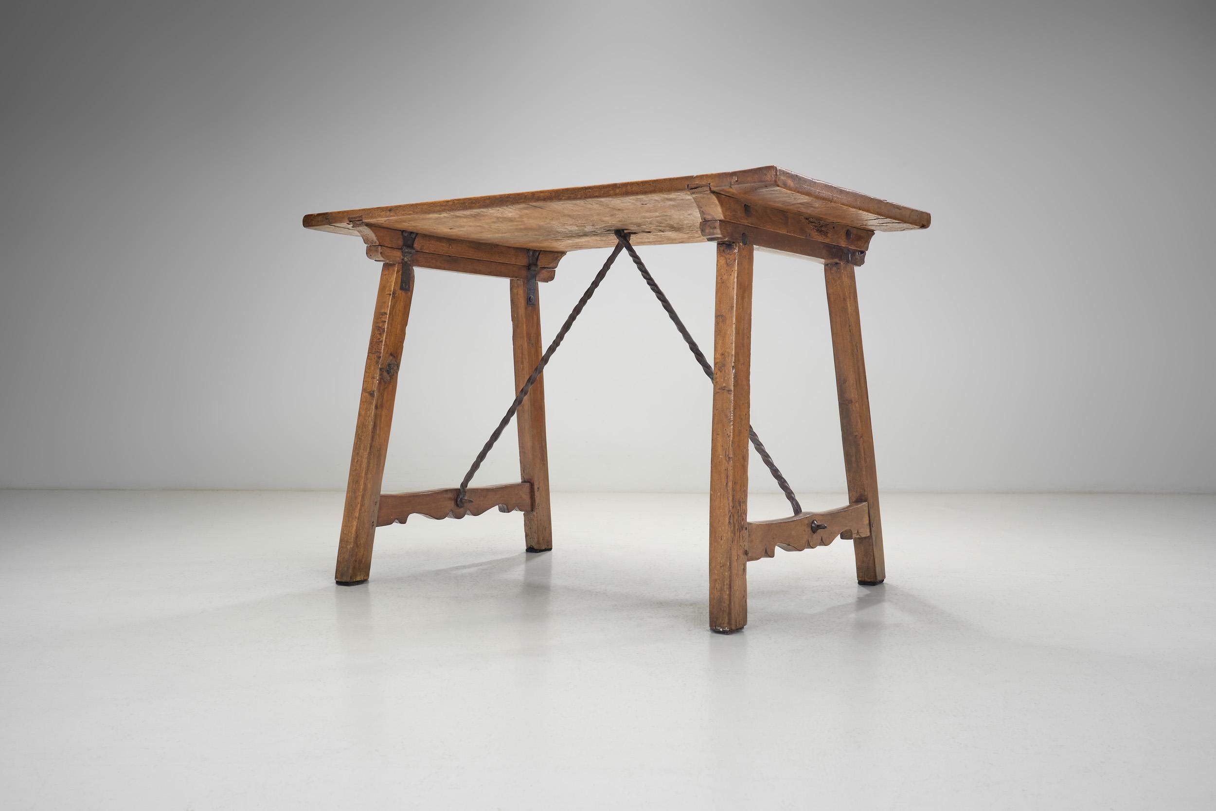 Spanish Walnut and Wrought Iron Table, Spain late 18th century For Sale 4