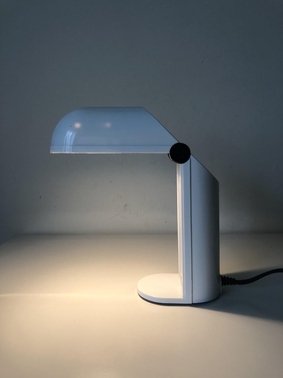 Lampe de table blanche espagnole Fase, modèleambina, années 1980 en vente 1