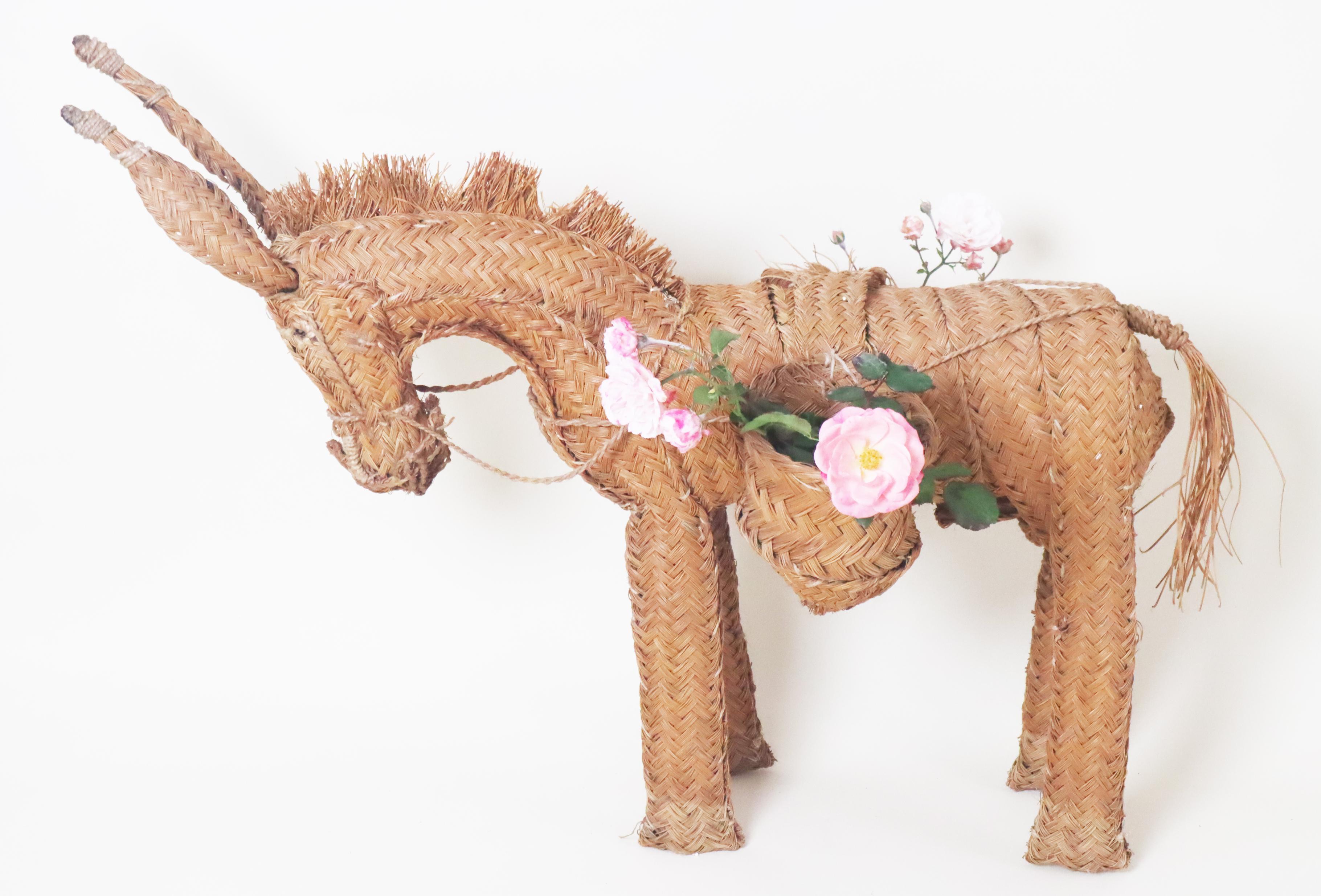 Spanish Wicker Donkey Hand-Woven from the 1950s In Good Condition For Sale In Hannover, DE