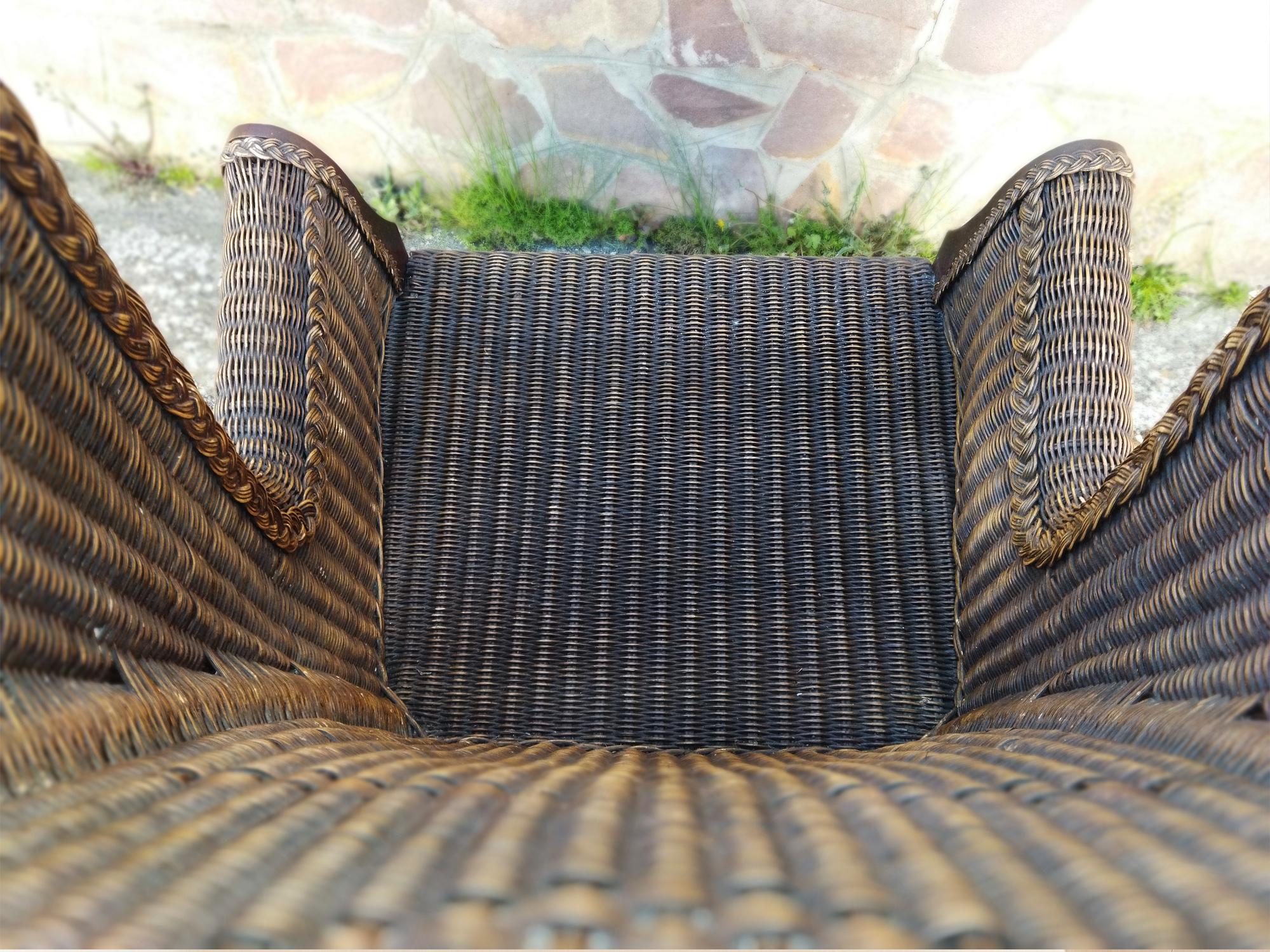  Spectacular VictorianStyle  Wicker Throne, Very Big  High Backrest  Wide Seat For Sale 3