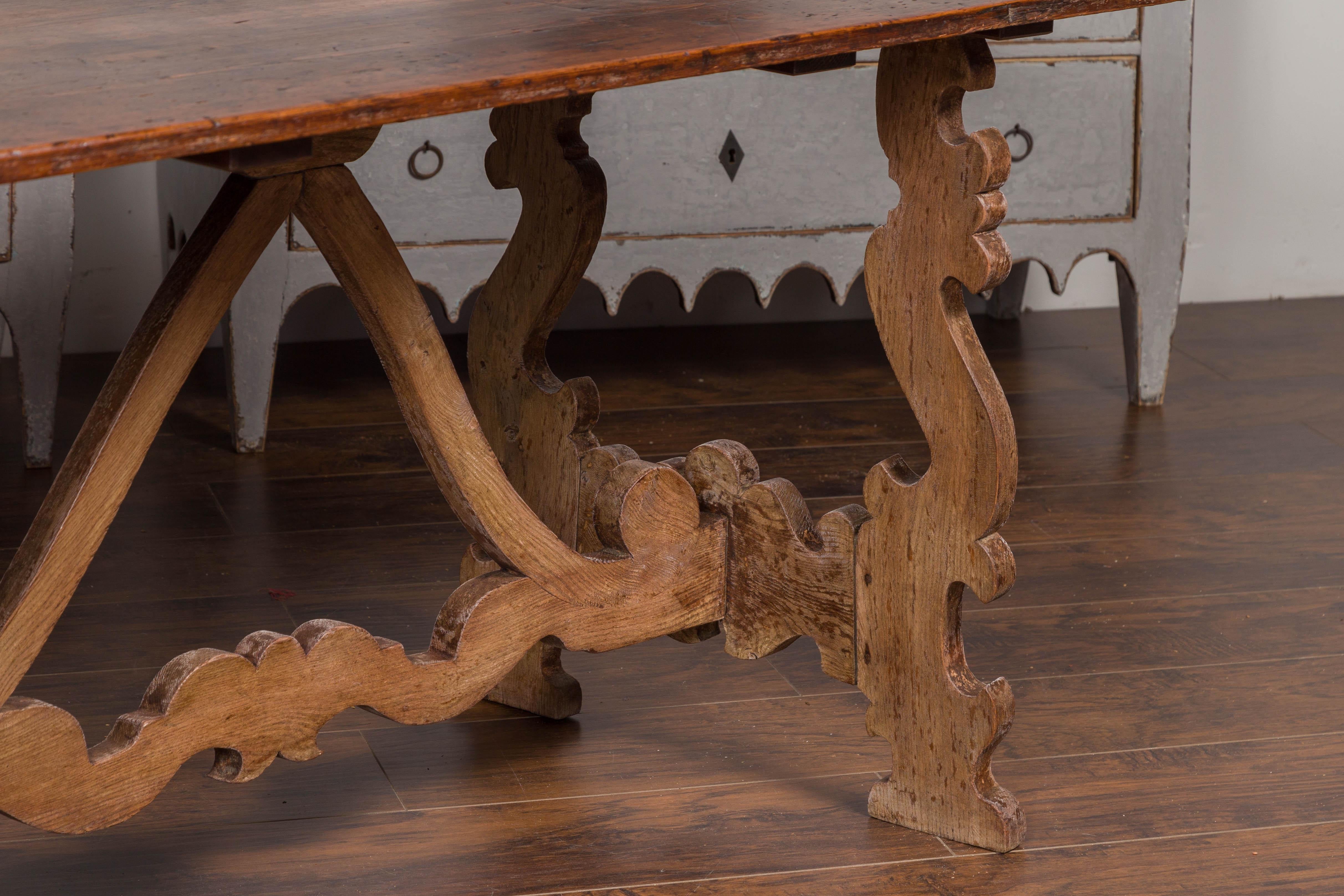 Spanish Wooden Baroque Style 1860s Fratino Console Table with Lyre shaped Legs For Sale 6