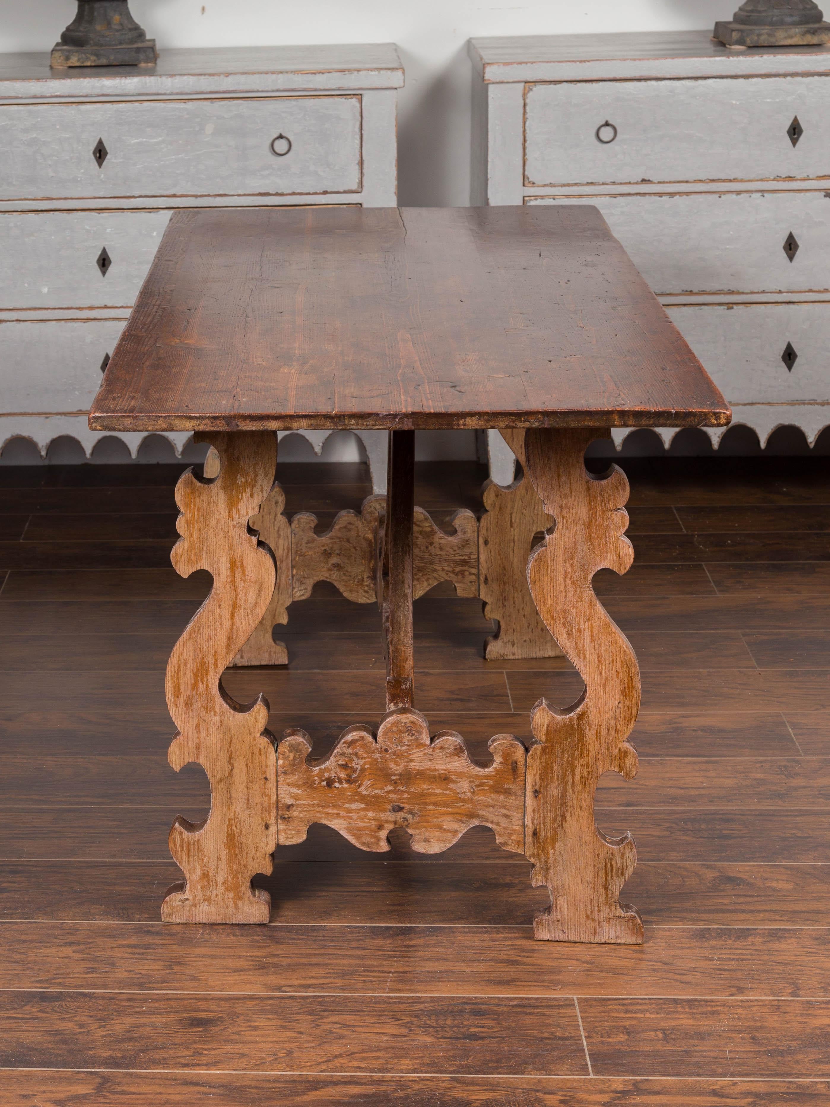 19th Century Spanish Wooden Baroque Style 1860s Fratino Console Table with Lyre shaped Legs For Sale