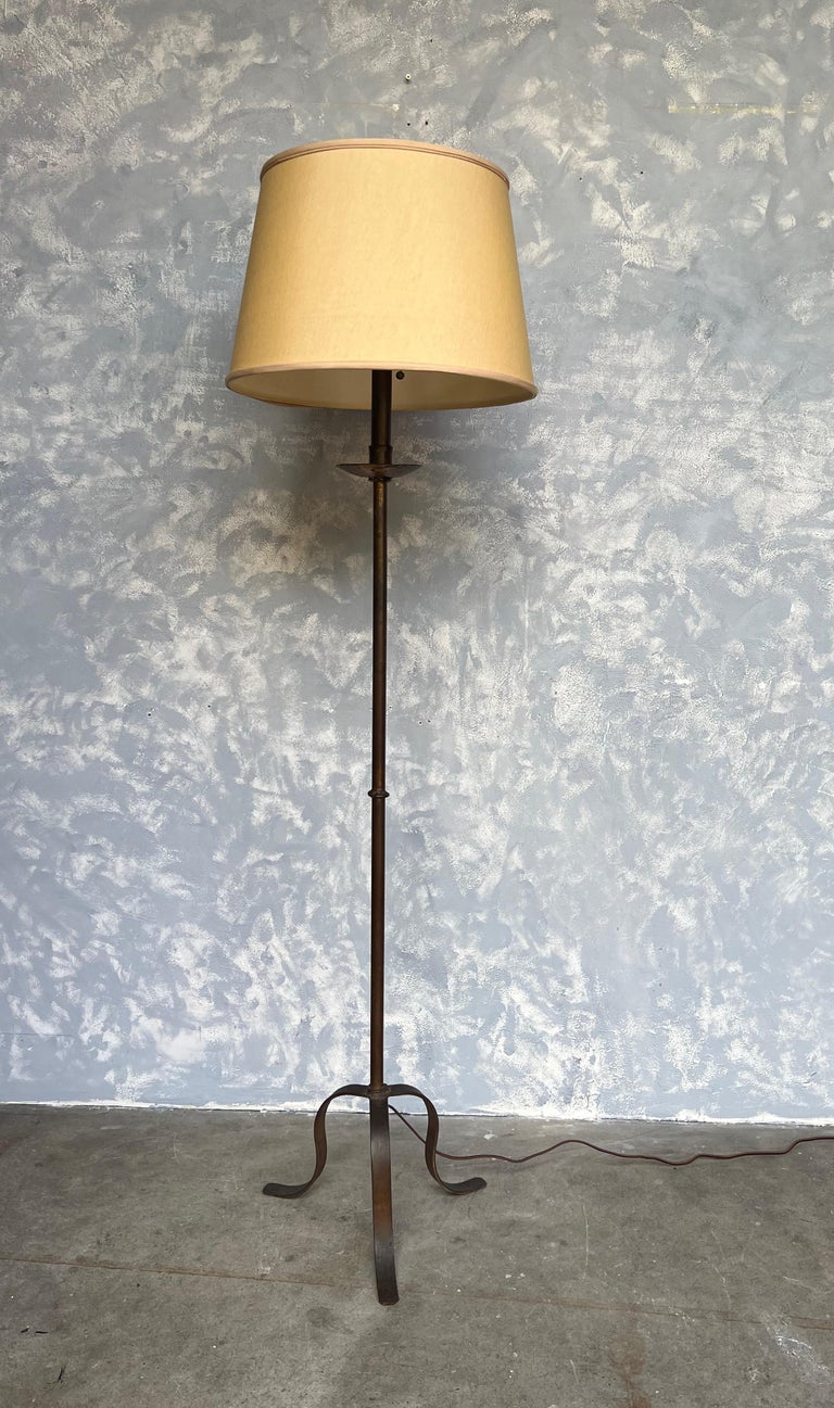 Spanish Wrought Iron Floor Lamp on a Tripod Base For Sale at 1stDibs
