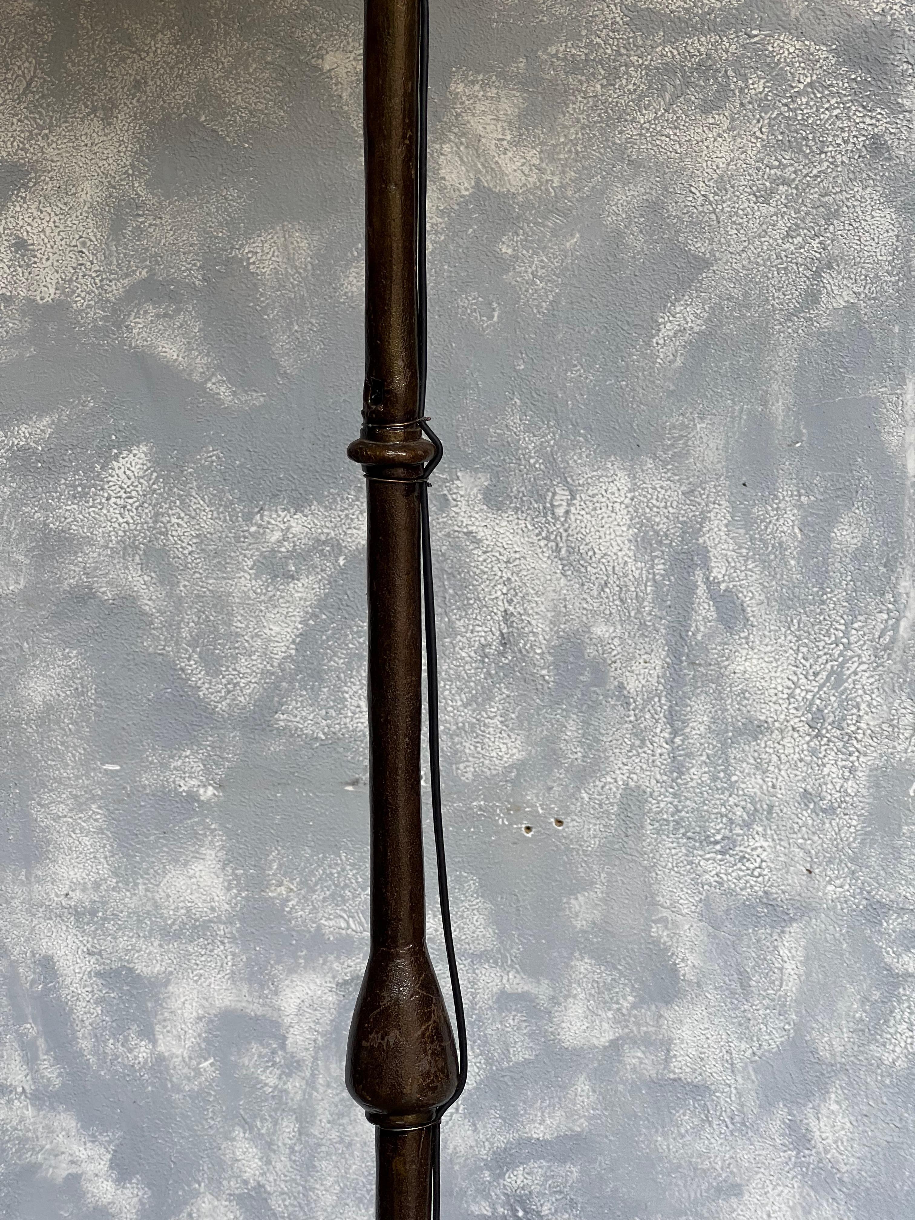 Spanish Wrought Iron Floor Lamp on a Tripod Base For Sale 2