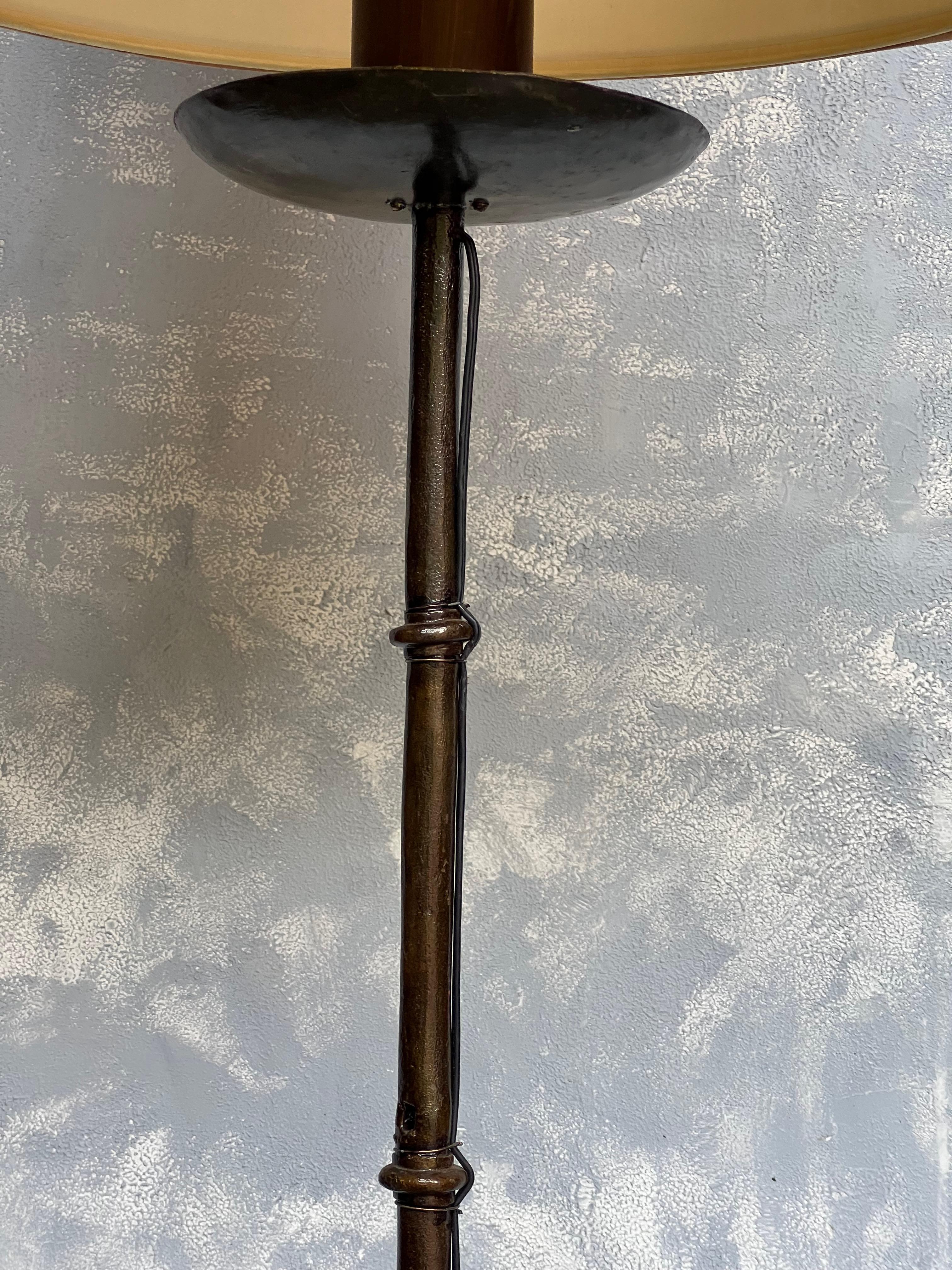 Spanish Wrought Iron Floor Lamp on a Tripod Base For Sale 3