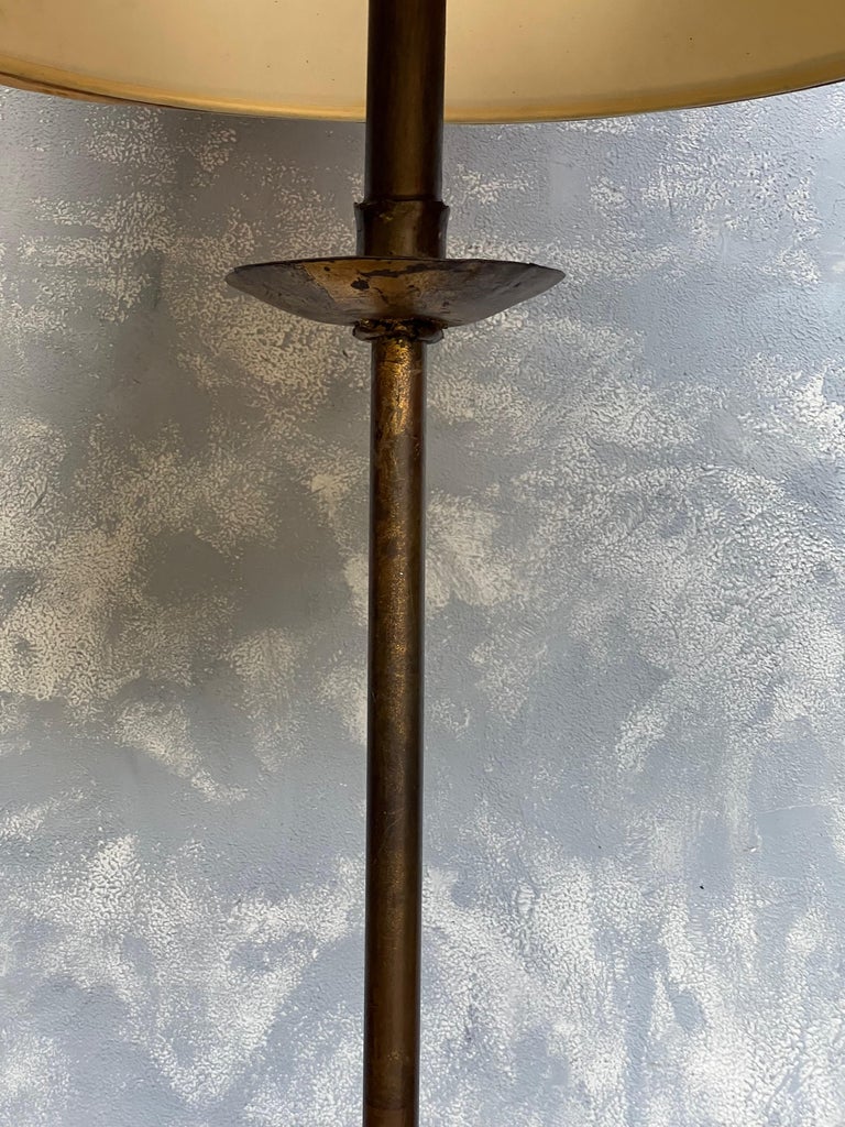Spanish Wrought Iron Floor Lamp on a Tripod Base For Sale at 1stDibs