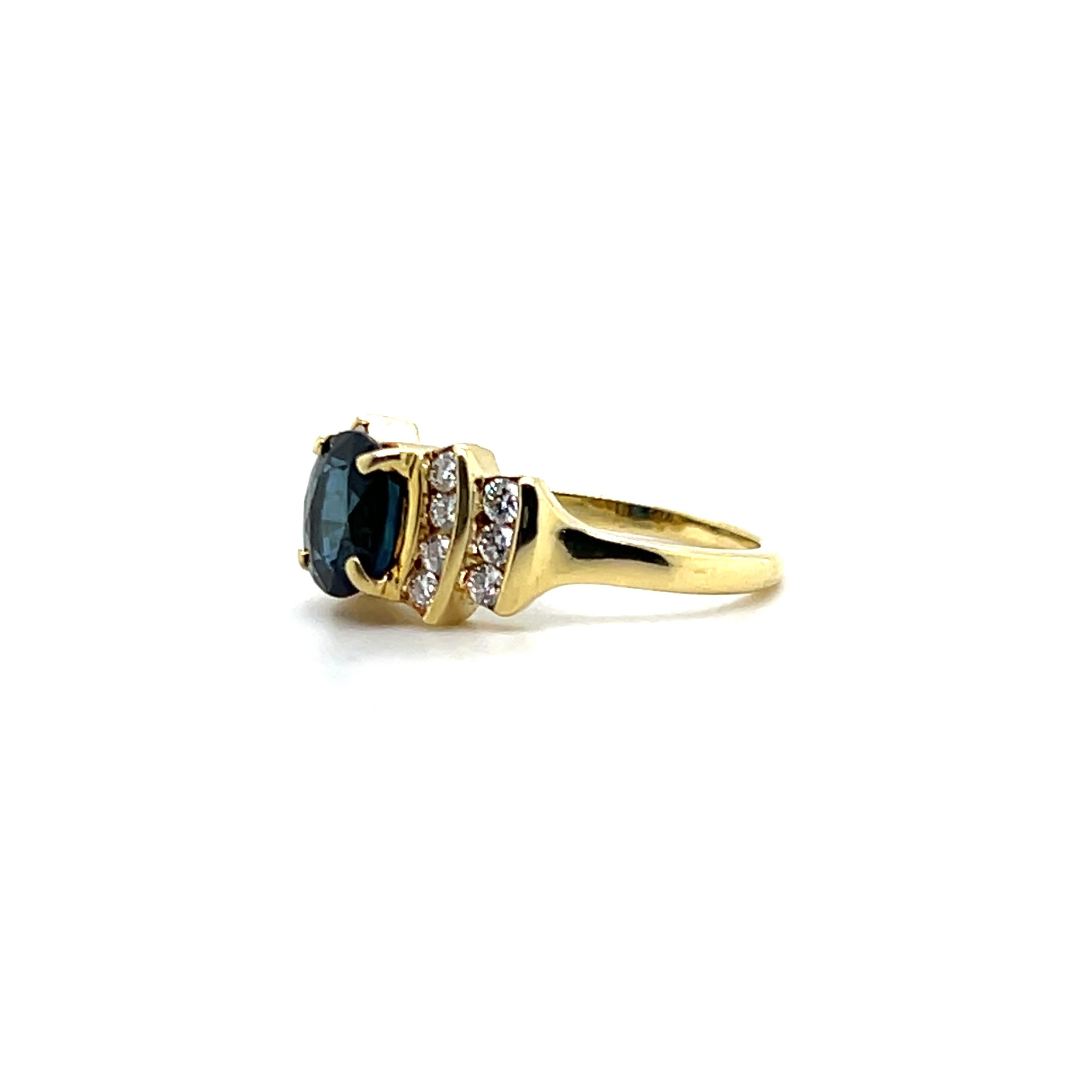 Spark Creations 1.44 Carat Oval Sapphire and Diamond 18k Yellow Gold Ring In Good Condition For Sale In Towson, MD