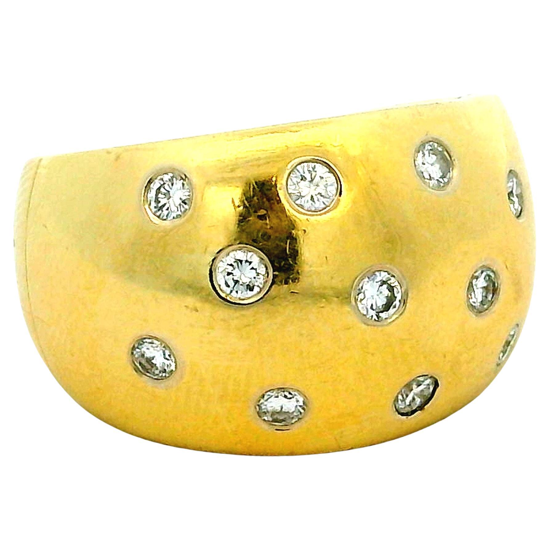 Anello Spark Creations in oro giallo 18 carati con diamanti a pioggia in vendita