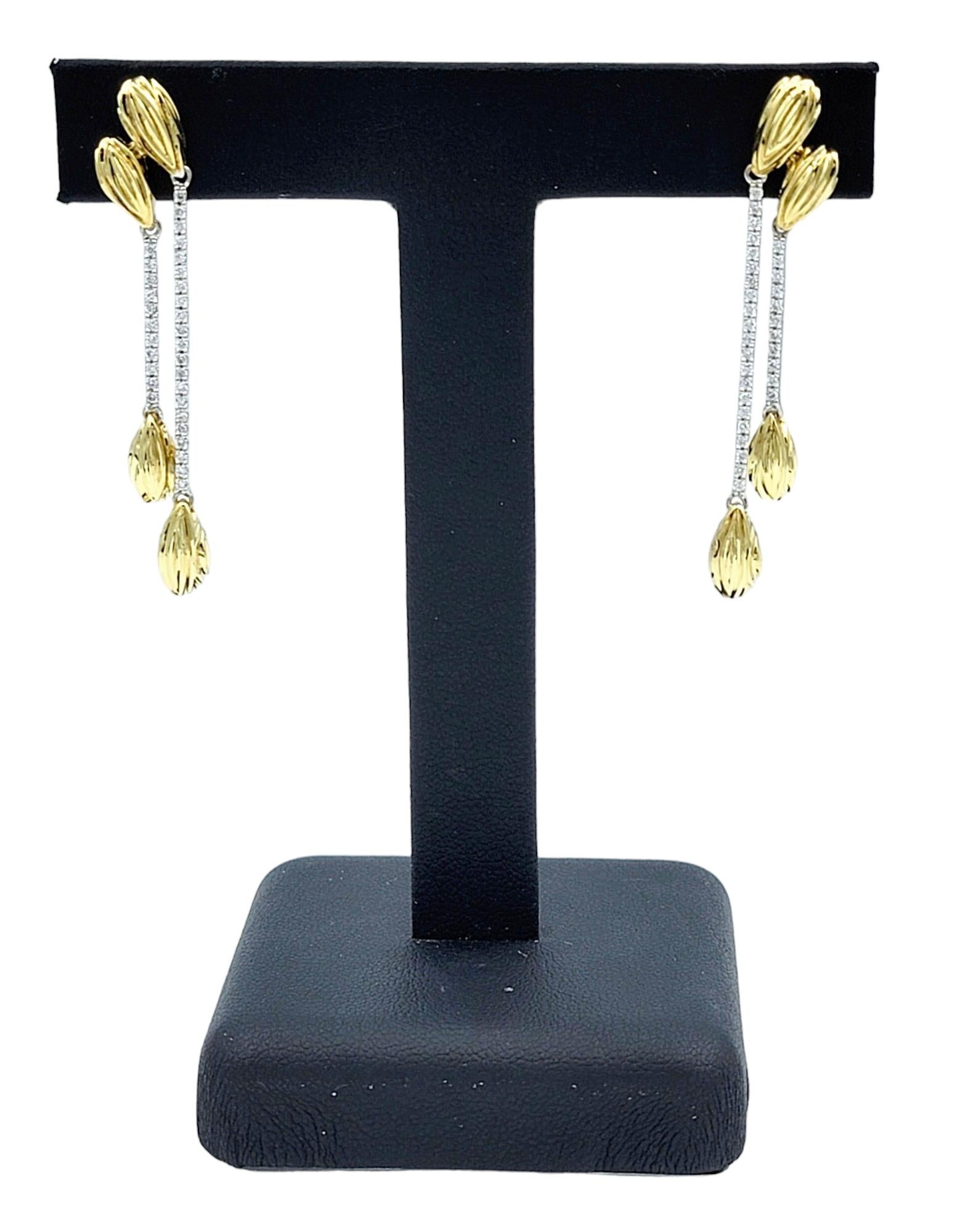Spark Creations Mehrreihige Diamant-Ohrhänger aus 18 Karat Weißgold mit Diamanten im Angebot 4