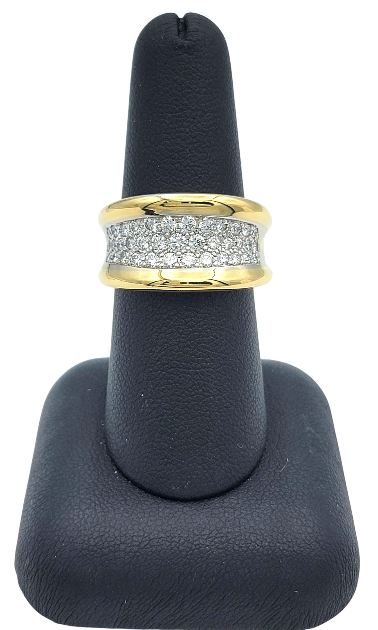 Spark Creations Pavé Diamond Concave Band Ring aus 18 Karat Weiß- und Gelbgold im Angebot 5