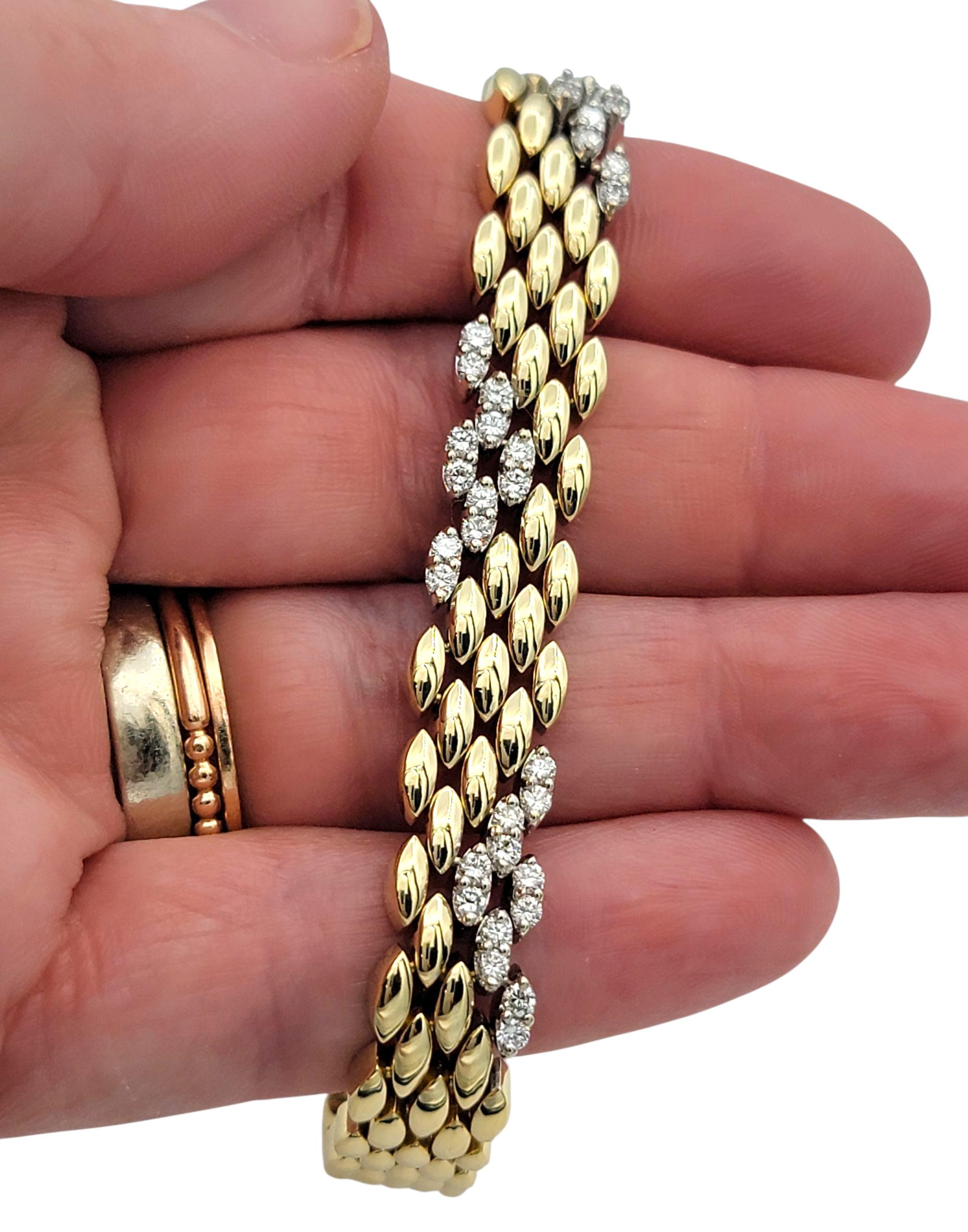 Spark Creations Pulsera de eslabones Pantera bicolor con pavé de diamantes Oro de 14 kilates en venta 2