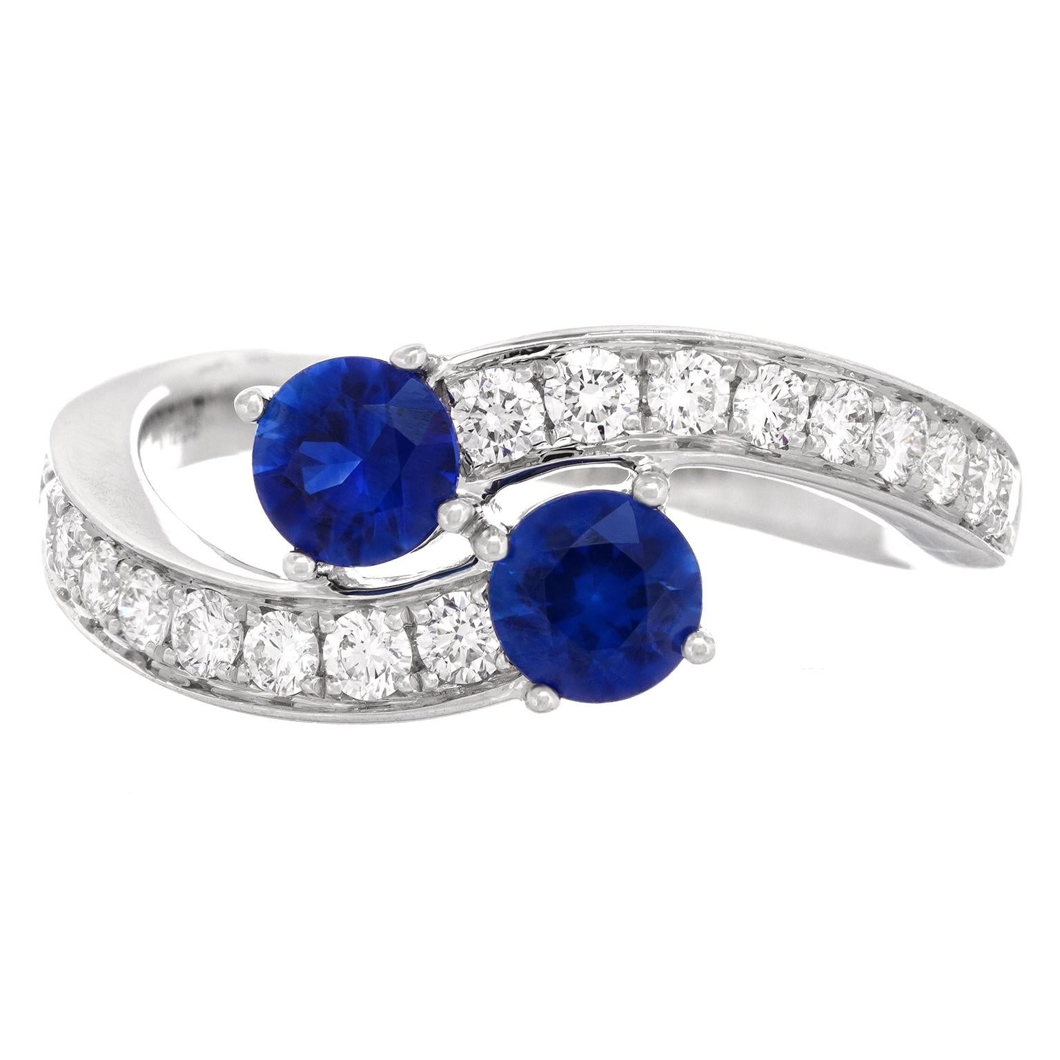 Spark Sapphire & Diamond Ring For Sale 2
