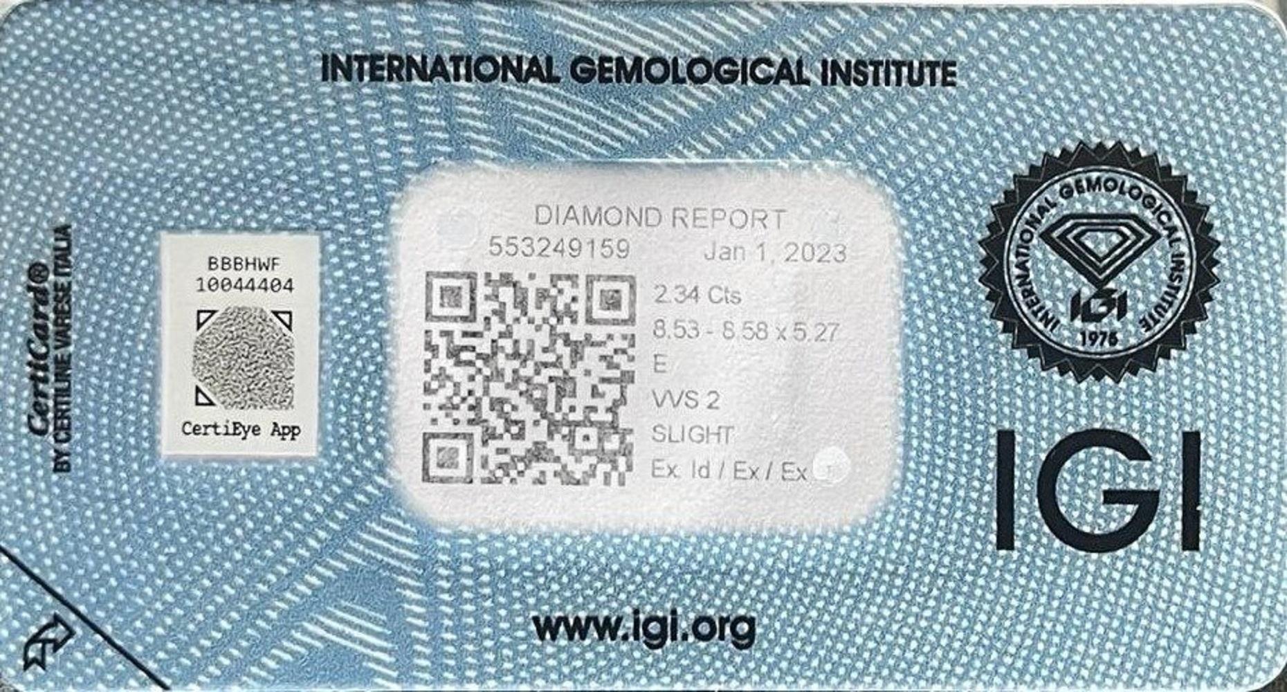 Chispeante 1 Pc Diamante Natural 2.34 Ct Redondo E VVS2 Certificado IGI en venta 2