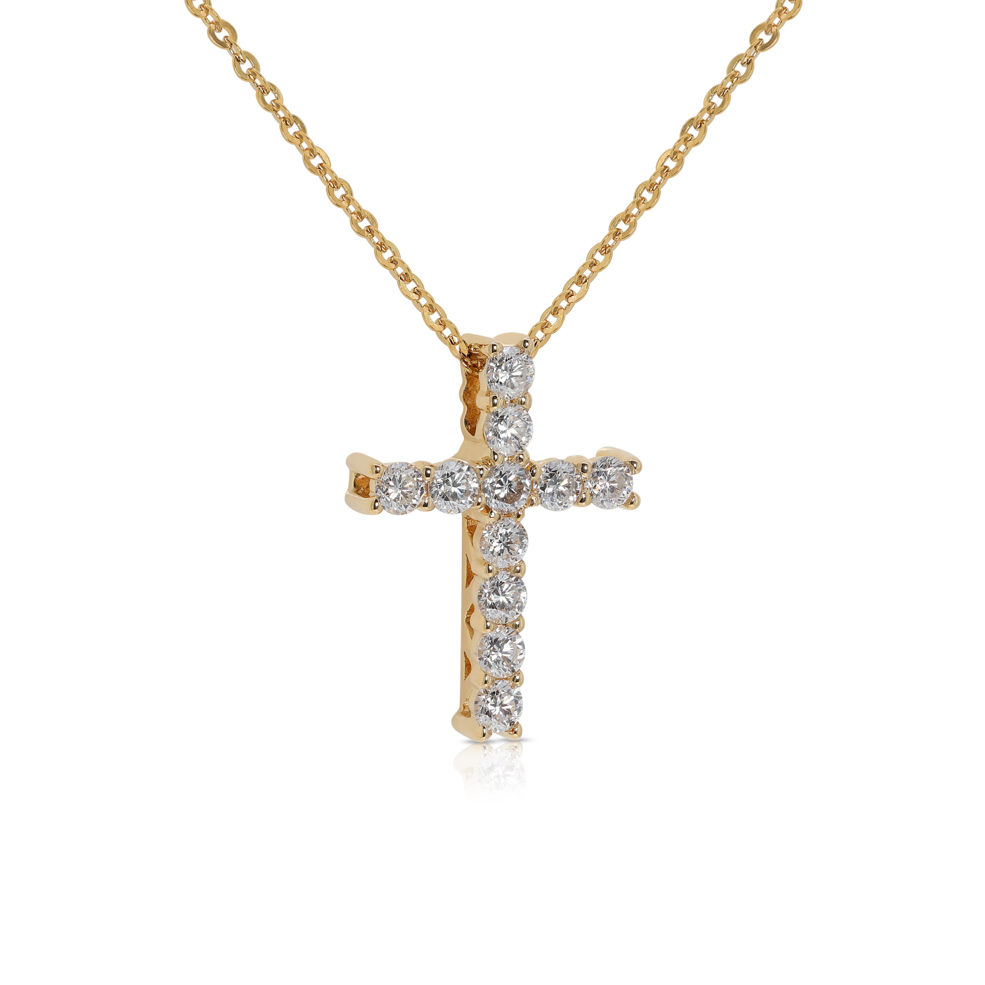 Round Cut Sparkling 0.30 carat Natural Diamond Necklace in 18K Yellow Gold