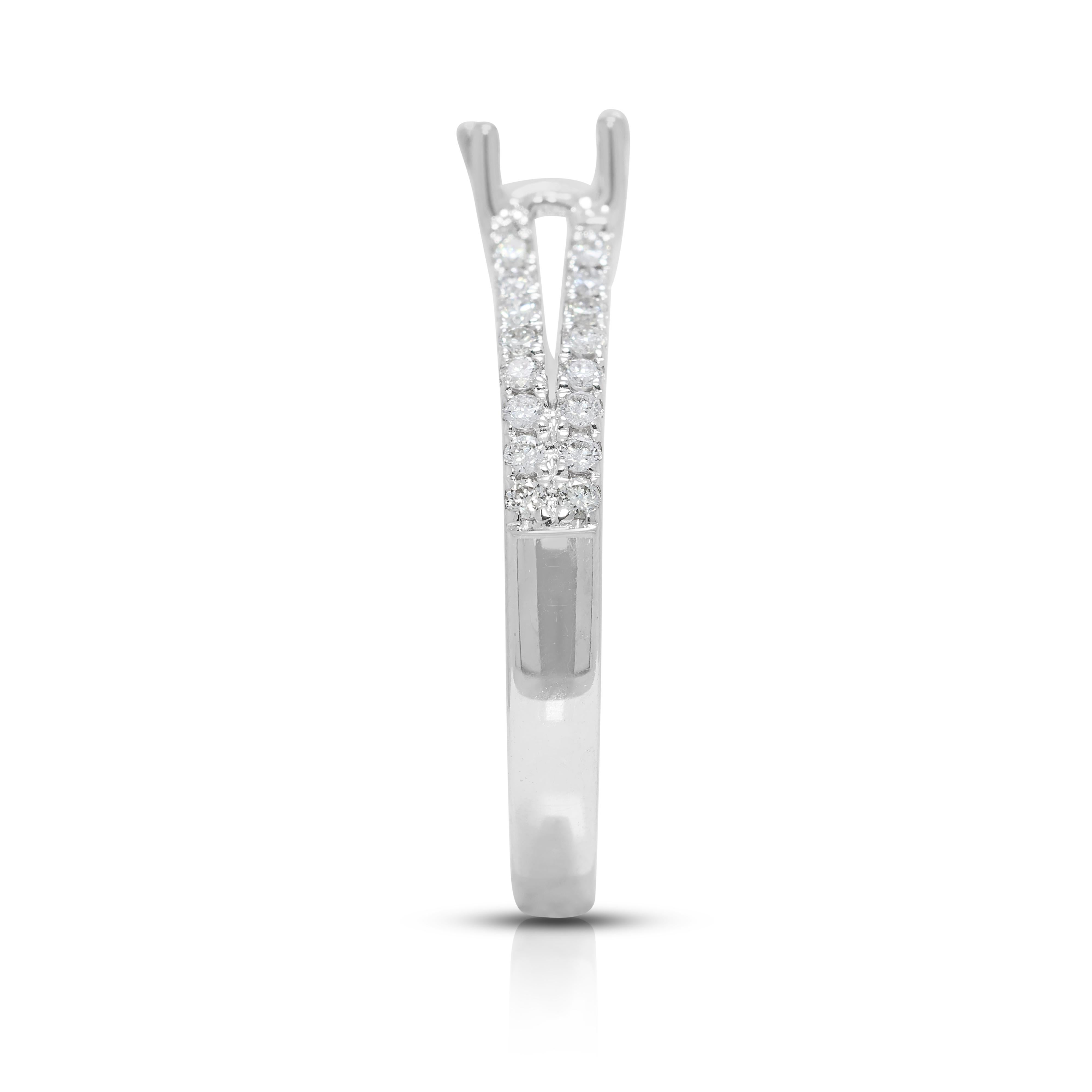 Sparkling 0.50ct Natural Diamond Pave Ring Setting in 18K White Gold In Excellent Condition For Sale In רמת גן, IL