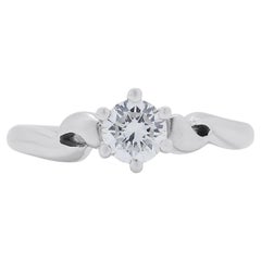 Bague solitaire étincelante en platine avec diamants 0,56 carat