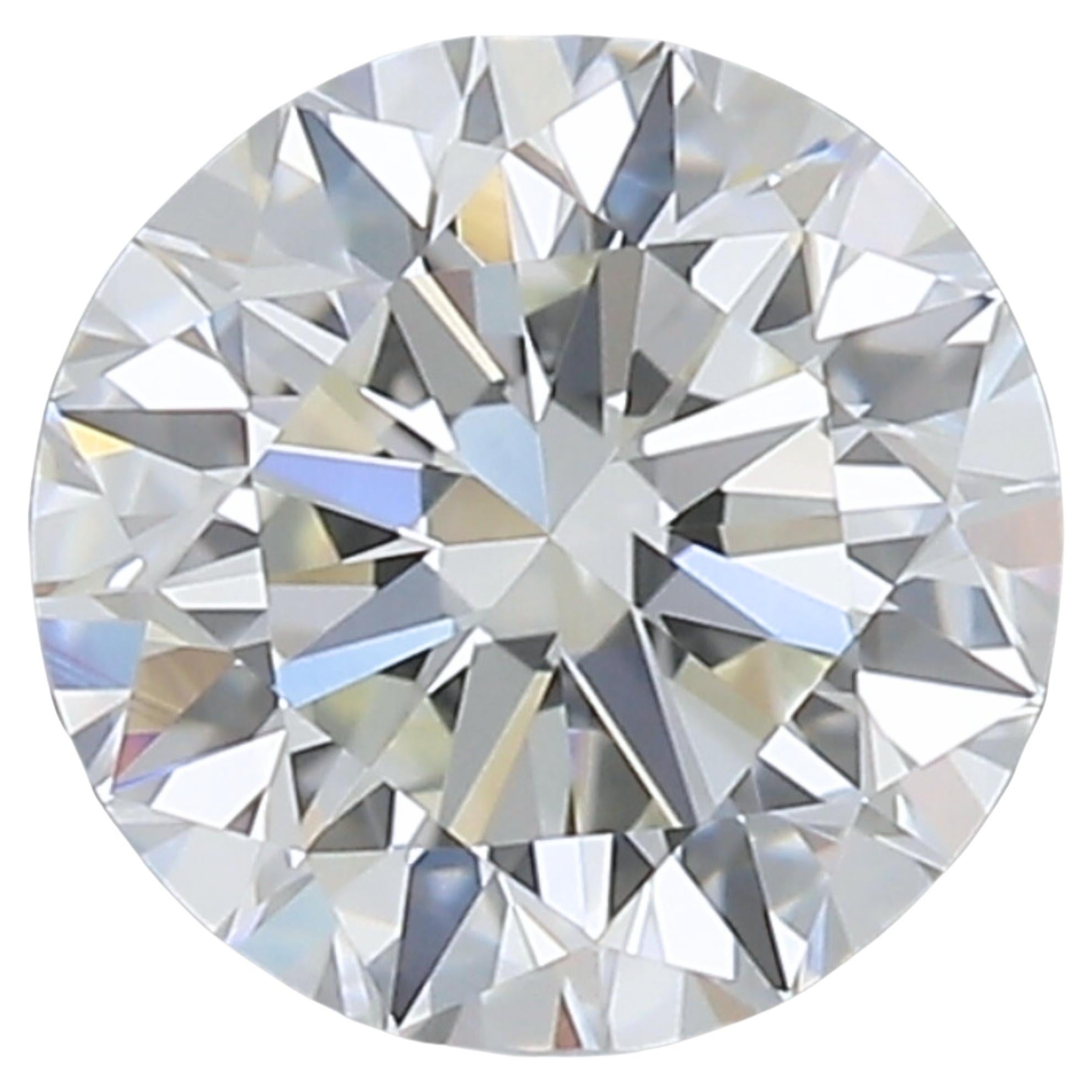 Sparkling 0.70 carat Round Cut Brilliant Diamond For Sale