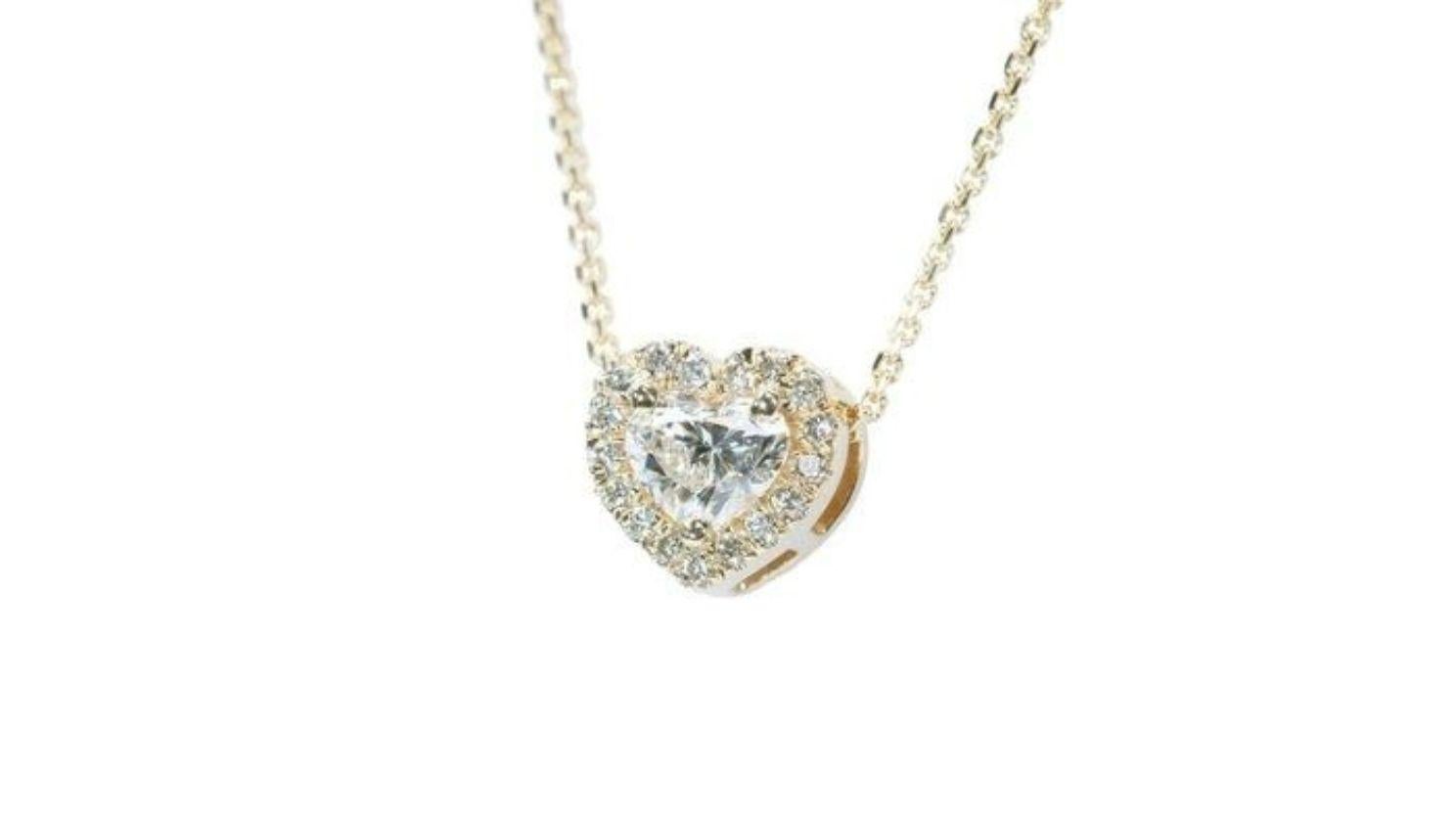 Heart Cut Sparkling 0.74ct Heart Brilliant Diamond Necklace in 18K Yellow Gold For Sale