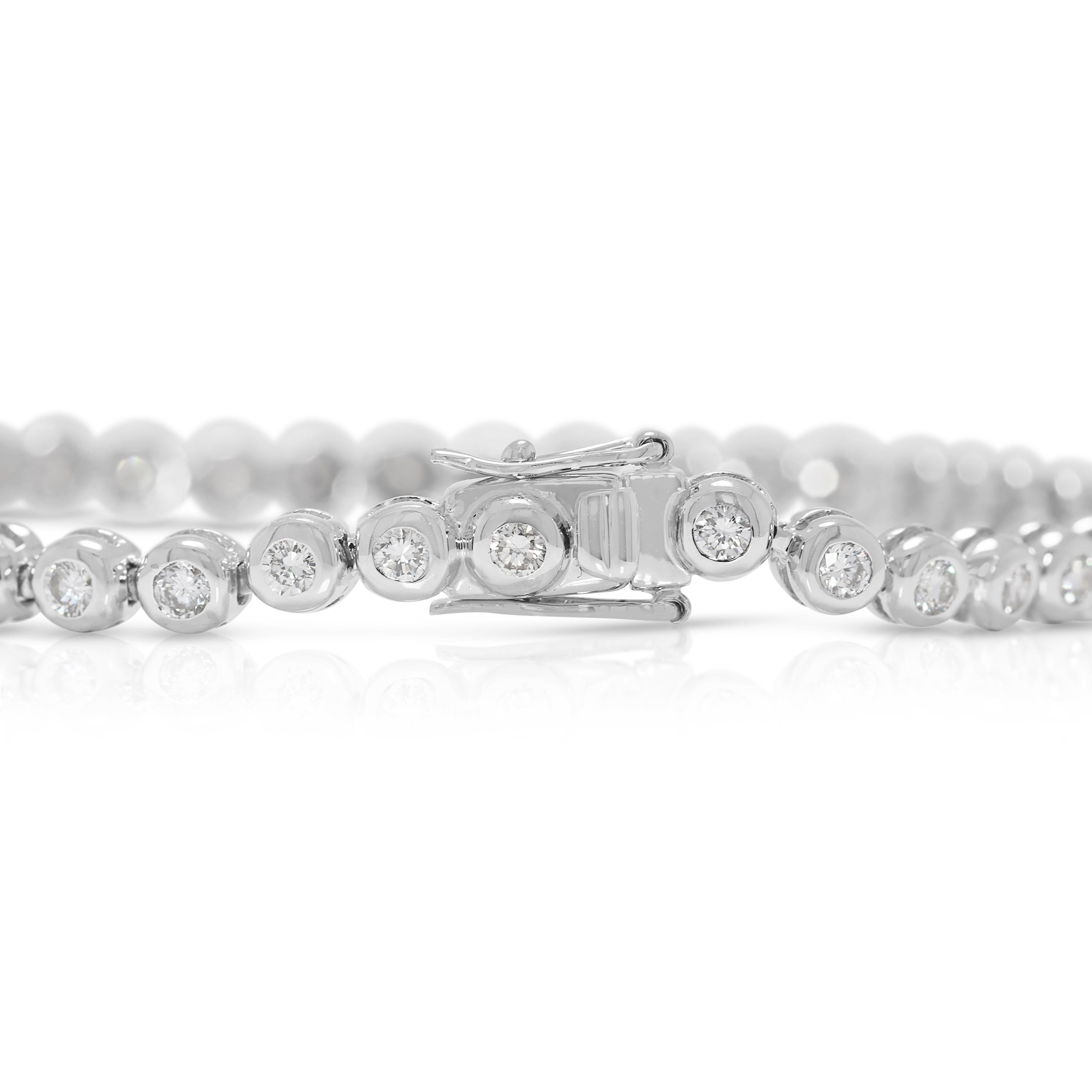 Bracelet tennis en or blanc 18 carats avec diamant naturel de 0,82 ct. en vente 1