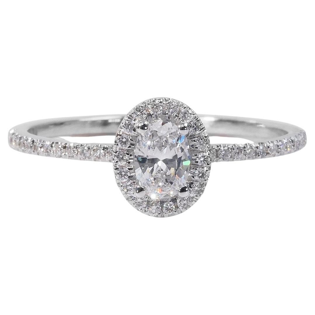 Sparkling 0.85ct Diamond Halo Ring in 18k White Gold - GIA Certified For Sale