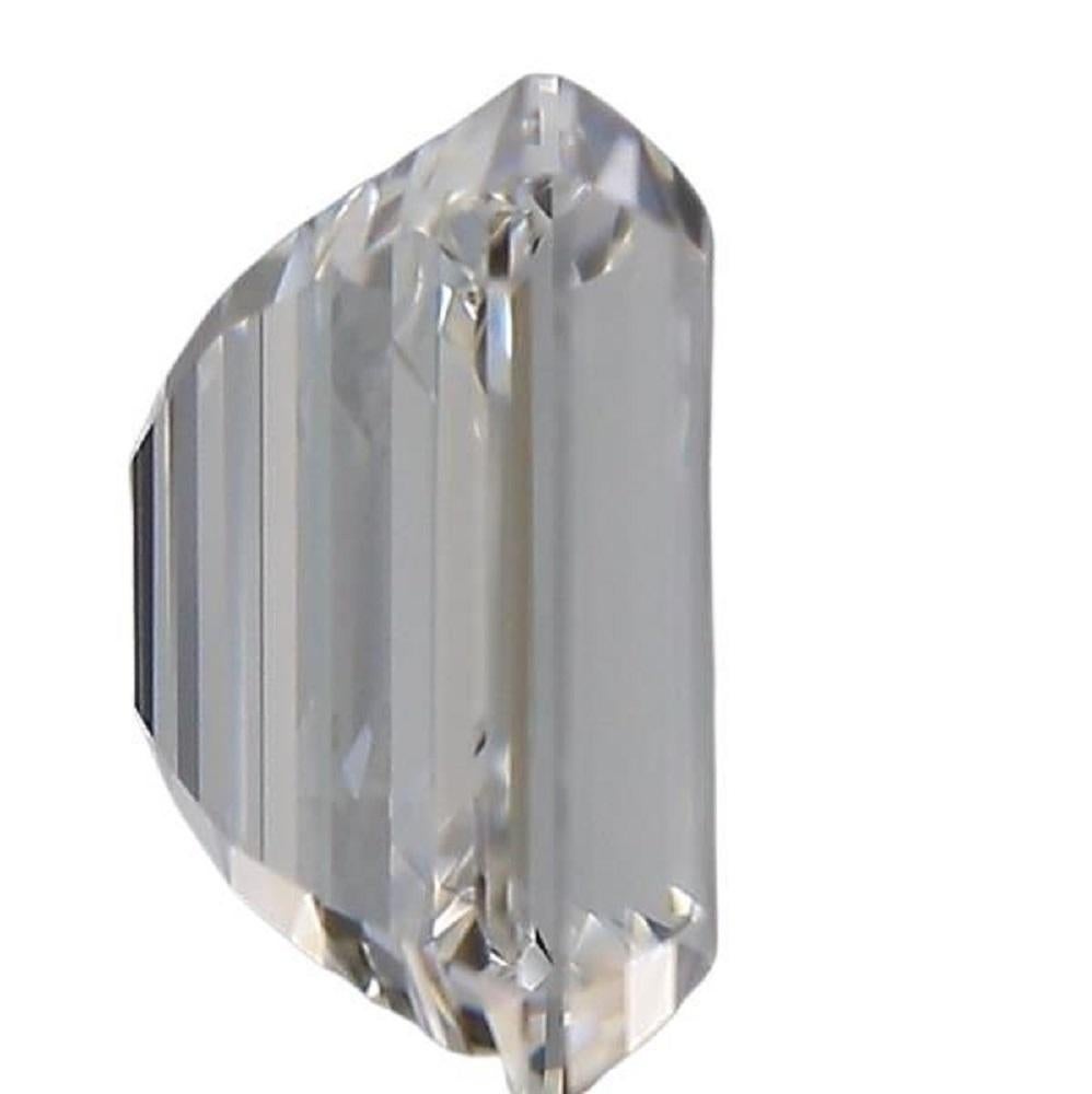 Pétillant 1 pc Naturel  Certificat GIA en diamant taille émeraude de 0,80 carat F VS2 Unisexe en vente