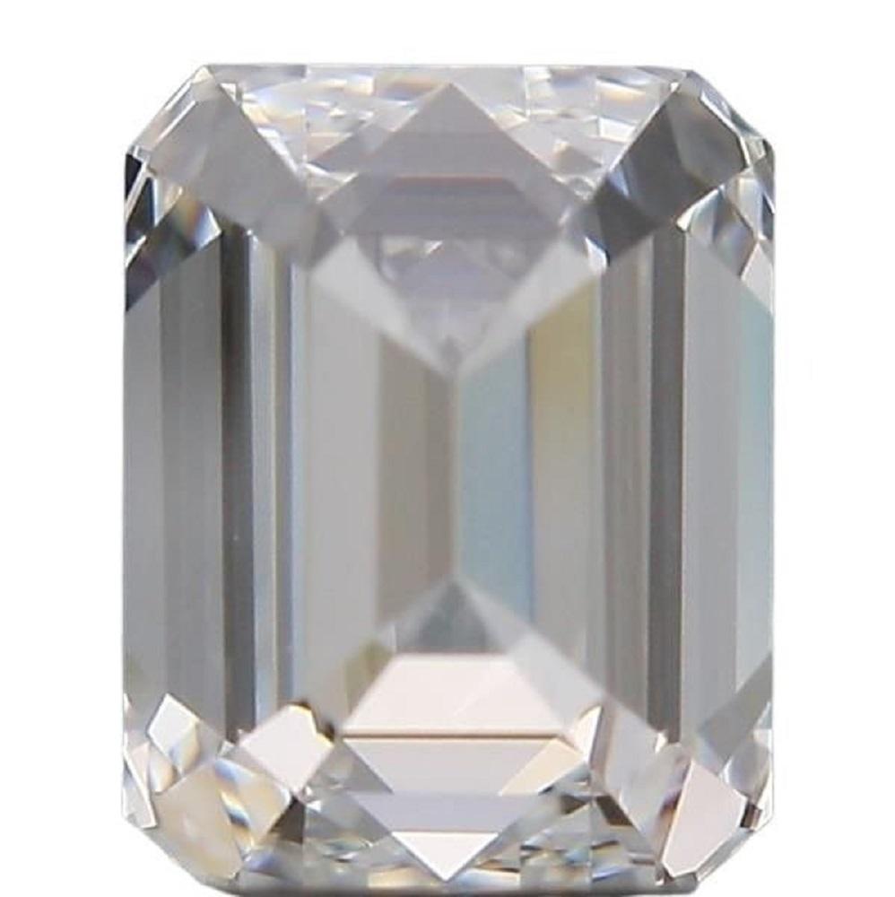 Sparkling 1 Pc Natural Diamond 0.80 Ct Emerald Cut F VS2 GIA Certificate For Sale 1