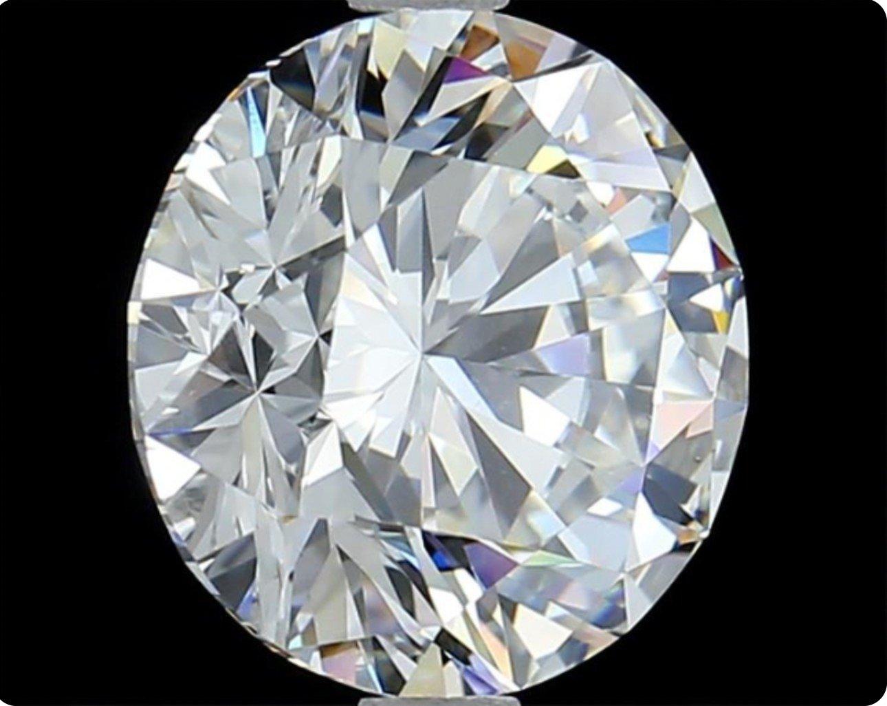 Brilliante diamant rond de taille naturelle de 0,51 carat F SI1 de très bonne taille. Ce diamant est accompagné d'un certificat GIA et d'un numéro d'inscription au laser.

SKU : DSPV-170165
GIA 2457191944