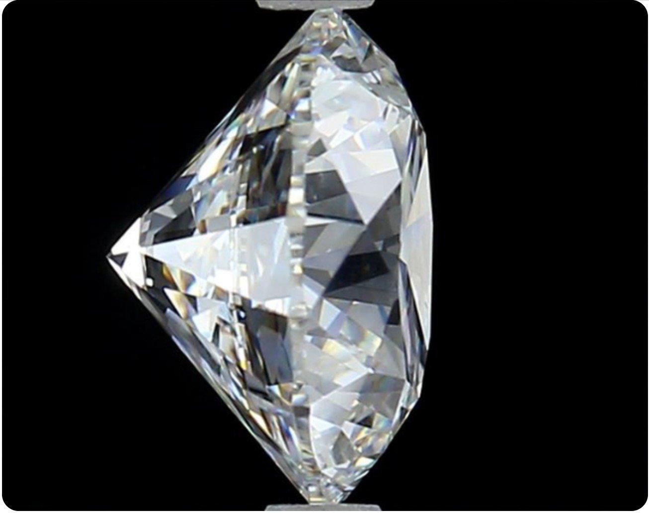 Étincelant 1 pc Diamant naturel avec 0,51 ct rond F SI1 Certificat GIA Neuf - En vente à רמת גן, IL