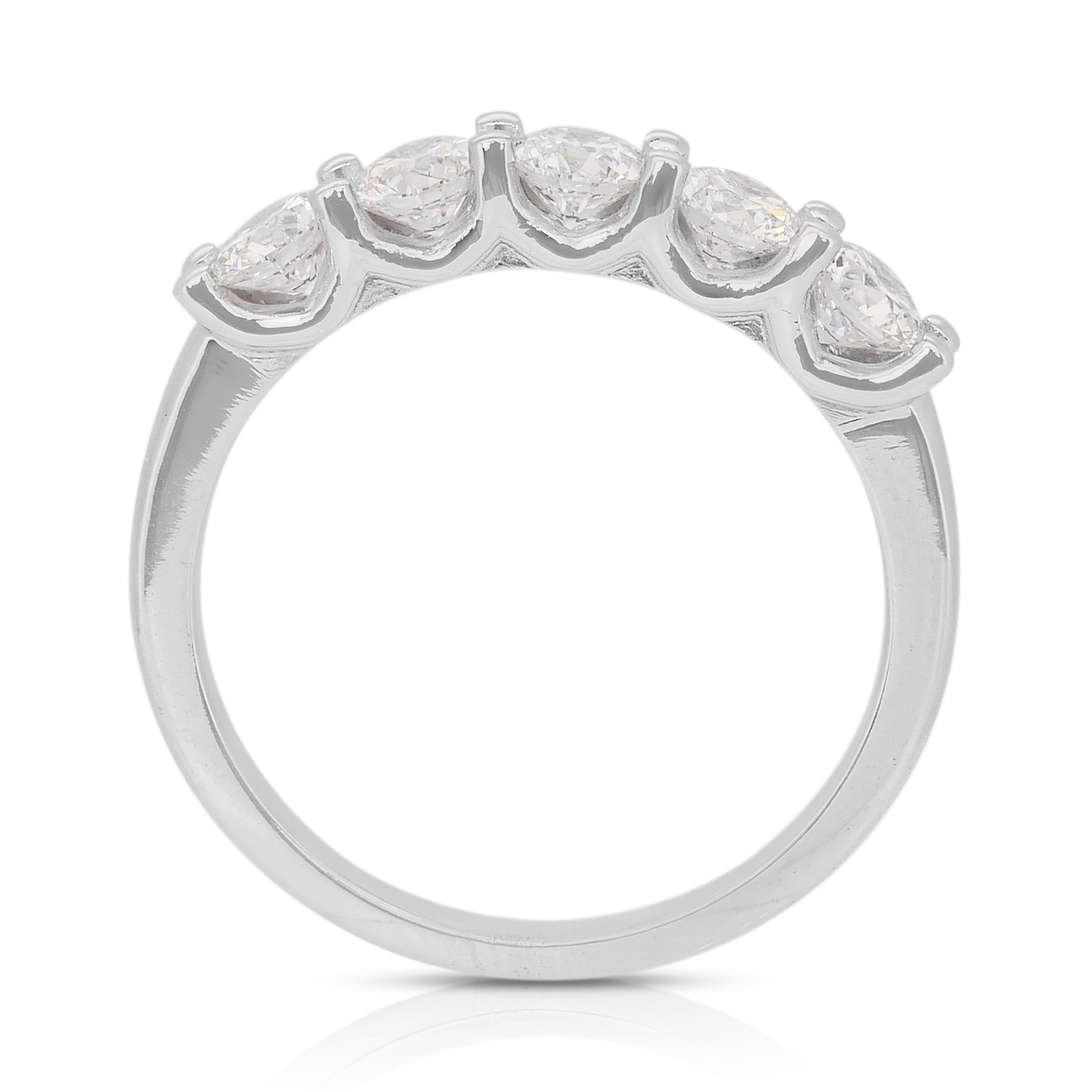 Sparkling 1,01 Karat Dreifacher ausgezeichneter Diamantring mit 5 Steinen im Idealschliff im Angebot 3