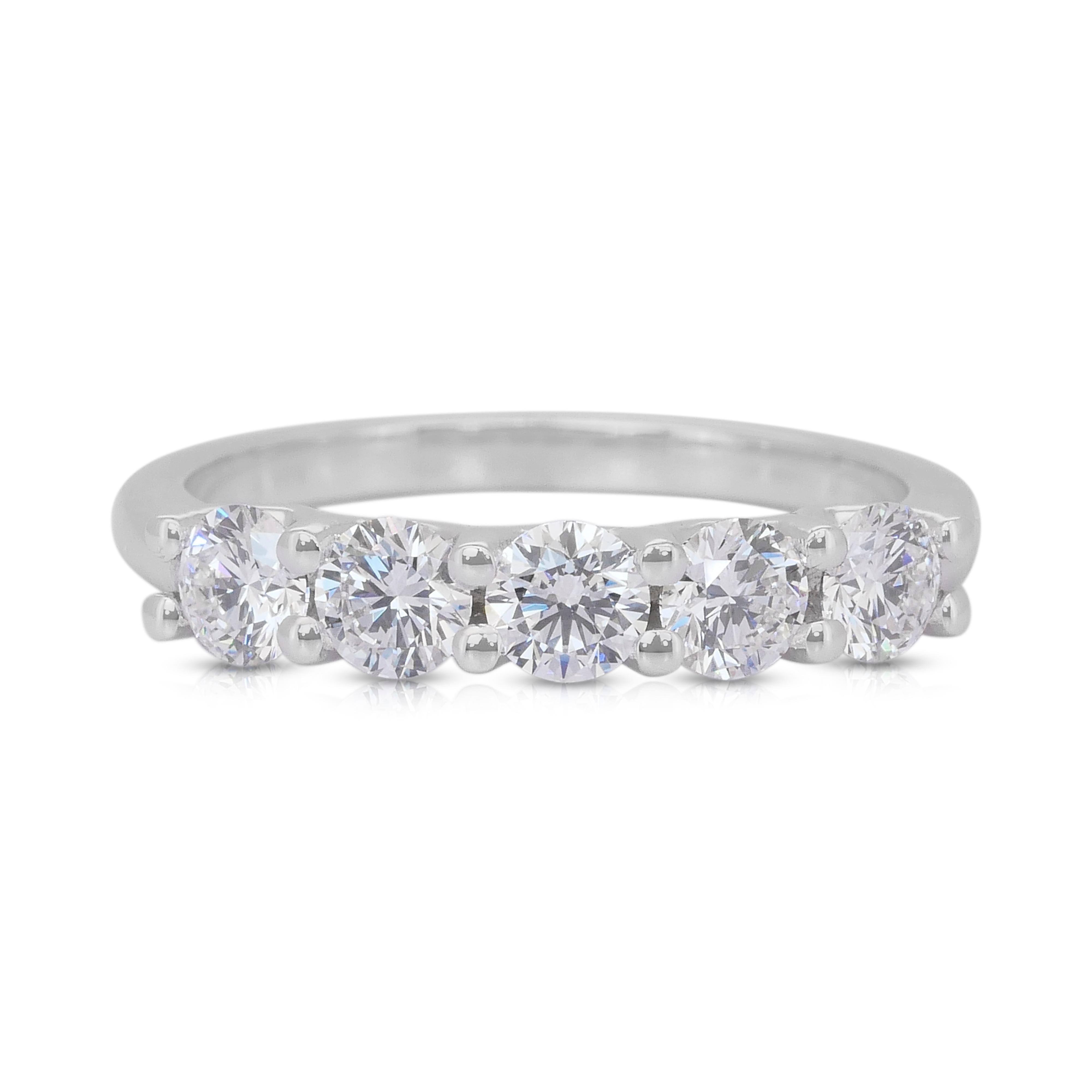 Sparkling 1,01 Karat Dreifacher ausgezeichneter Diamantring mit 5 Steinen im Idealschliff im Angebot 4