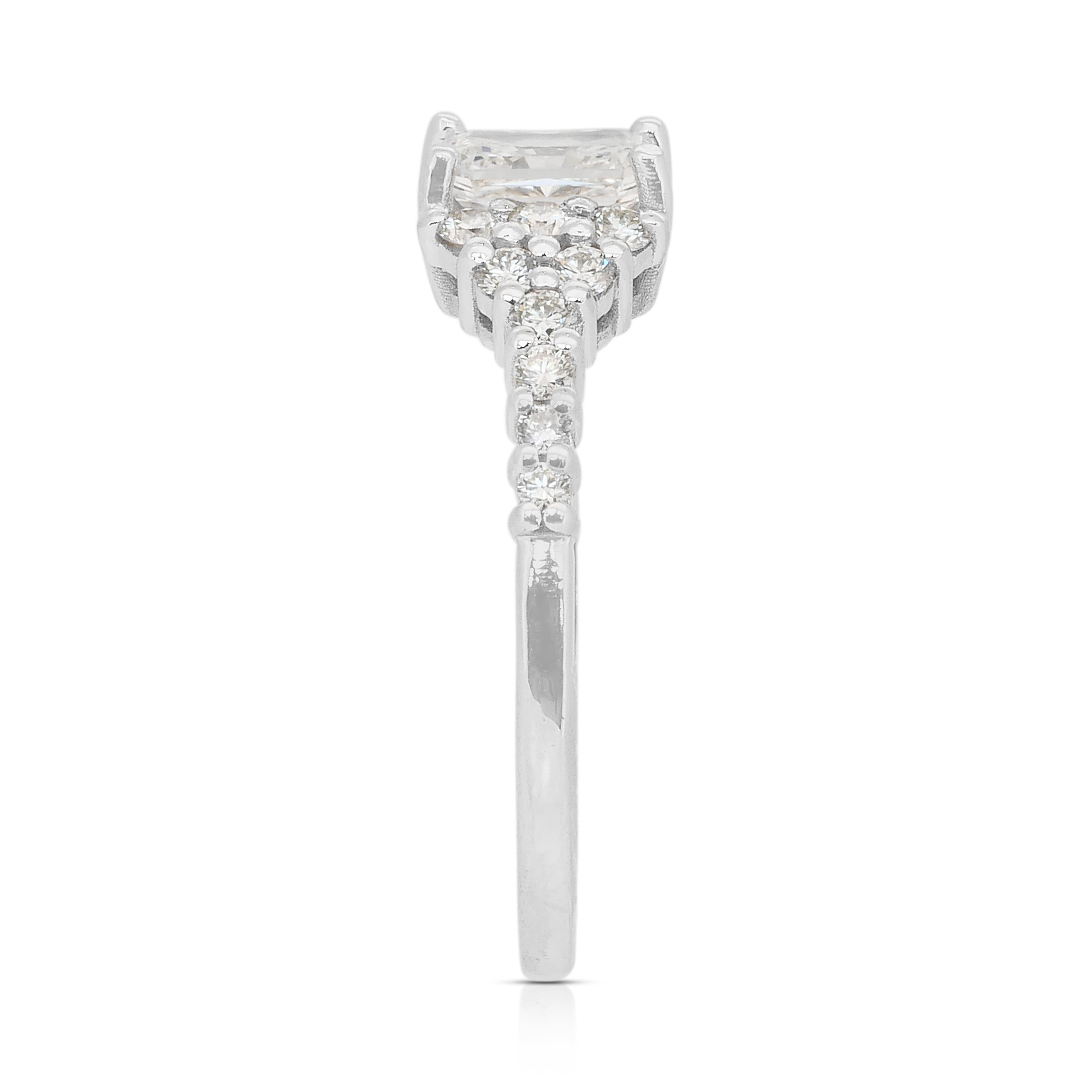 Bague en or blanc 18k avec pavé de diamants de 1.09ct - Certifié IGI en vente 2