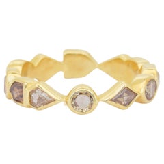 Sparkling 1.13ct Diamonds Fancy-Colored Ring in 18k Yellow Gold - IGI Certified