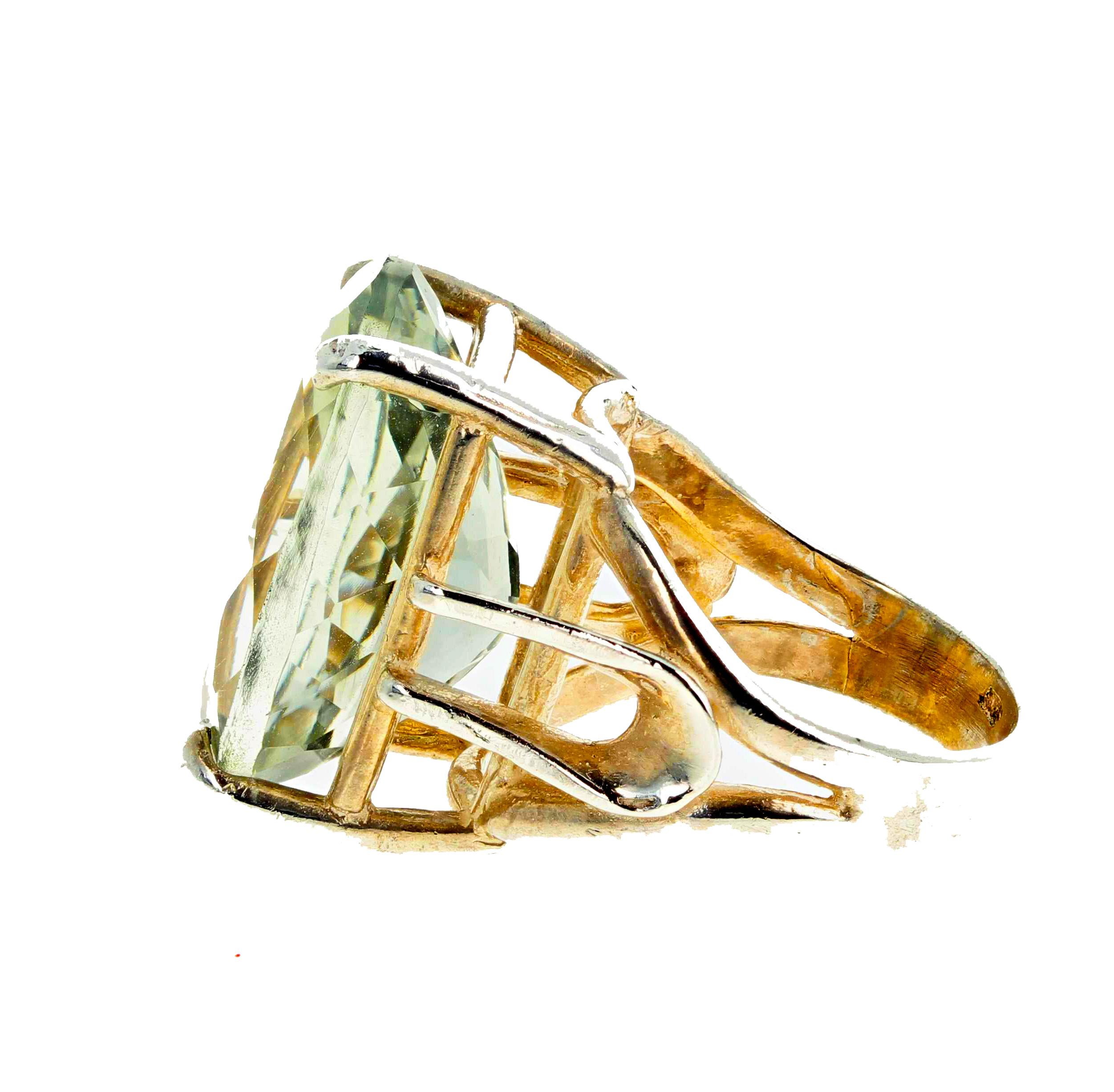 Sparkling 12 Carat Praziolite Green Amethyst Stirling Silver Ring In New Condition In Raleigh, NC