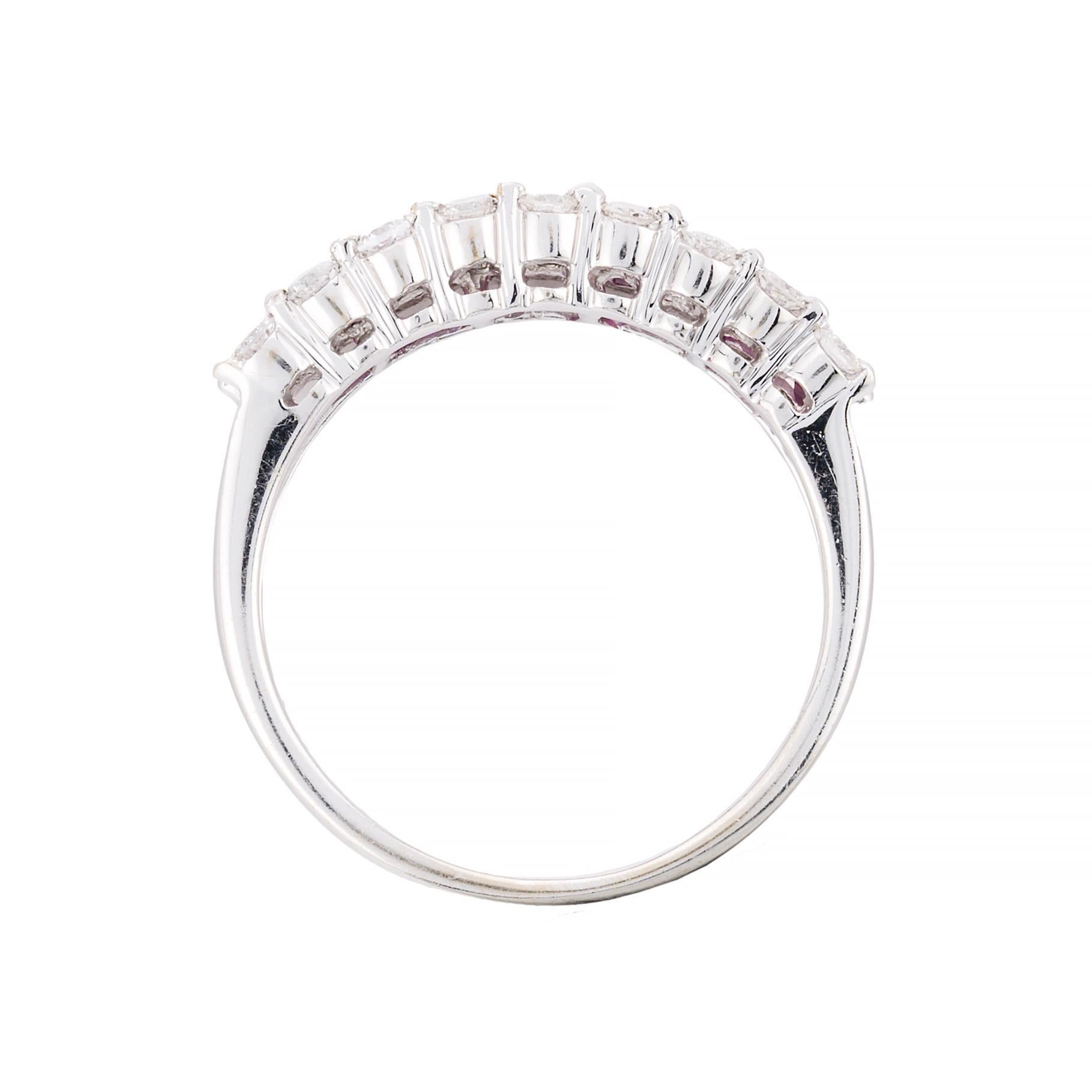 Sparkling 1.25ctw Diamond Engagement Ring in 14 Karat Yellow Gold Excellent état - En vente à Boston, MA