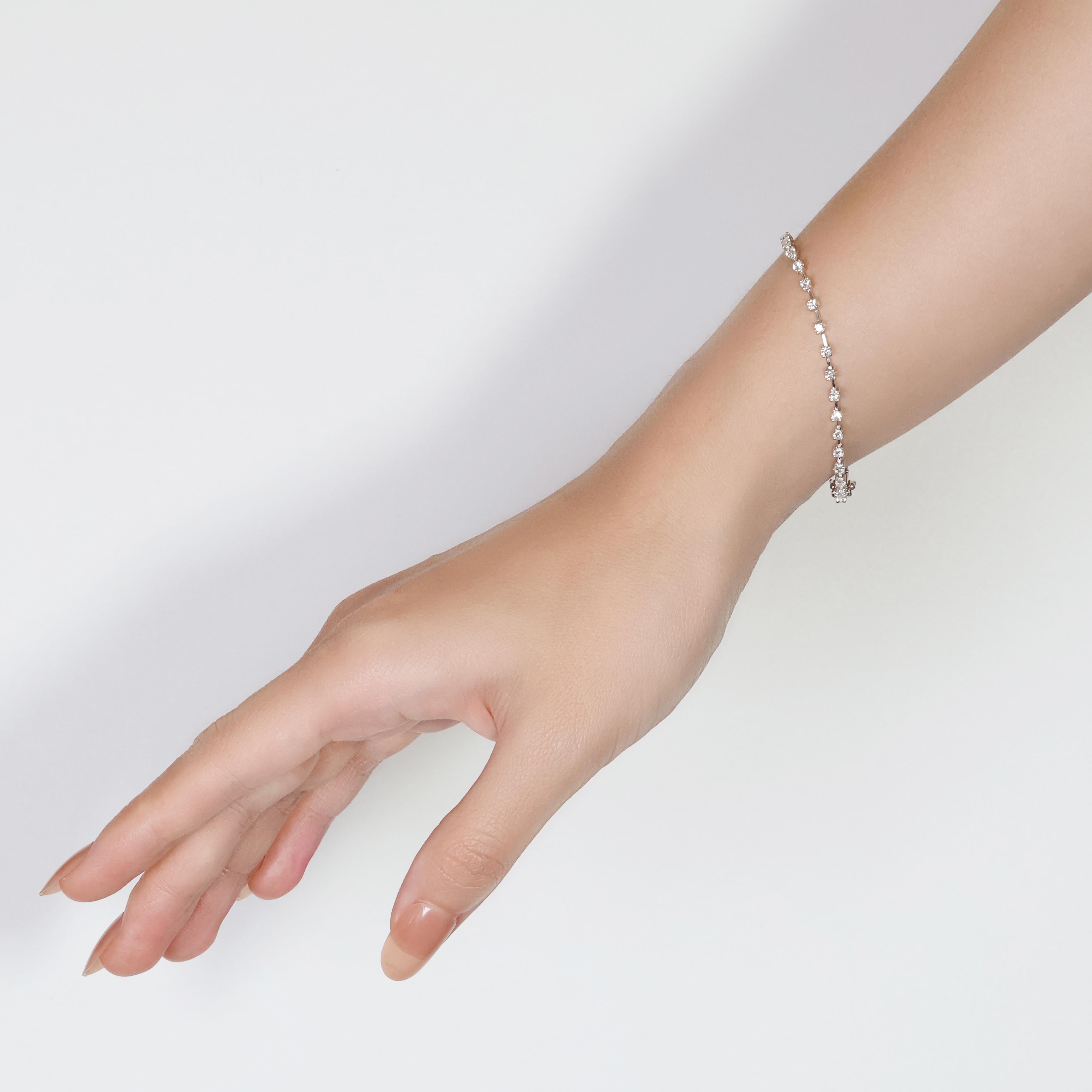 Sparkling 1.28ct Diamond Tennis Bracelet in 18K White Gold 4