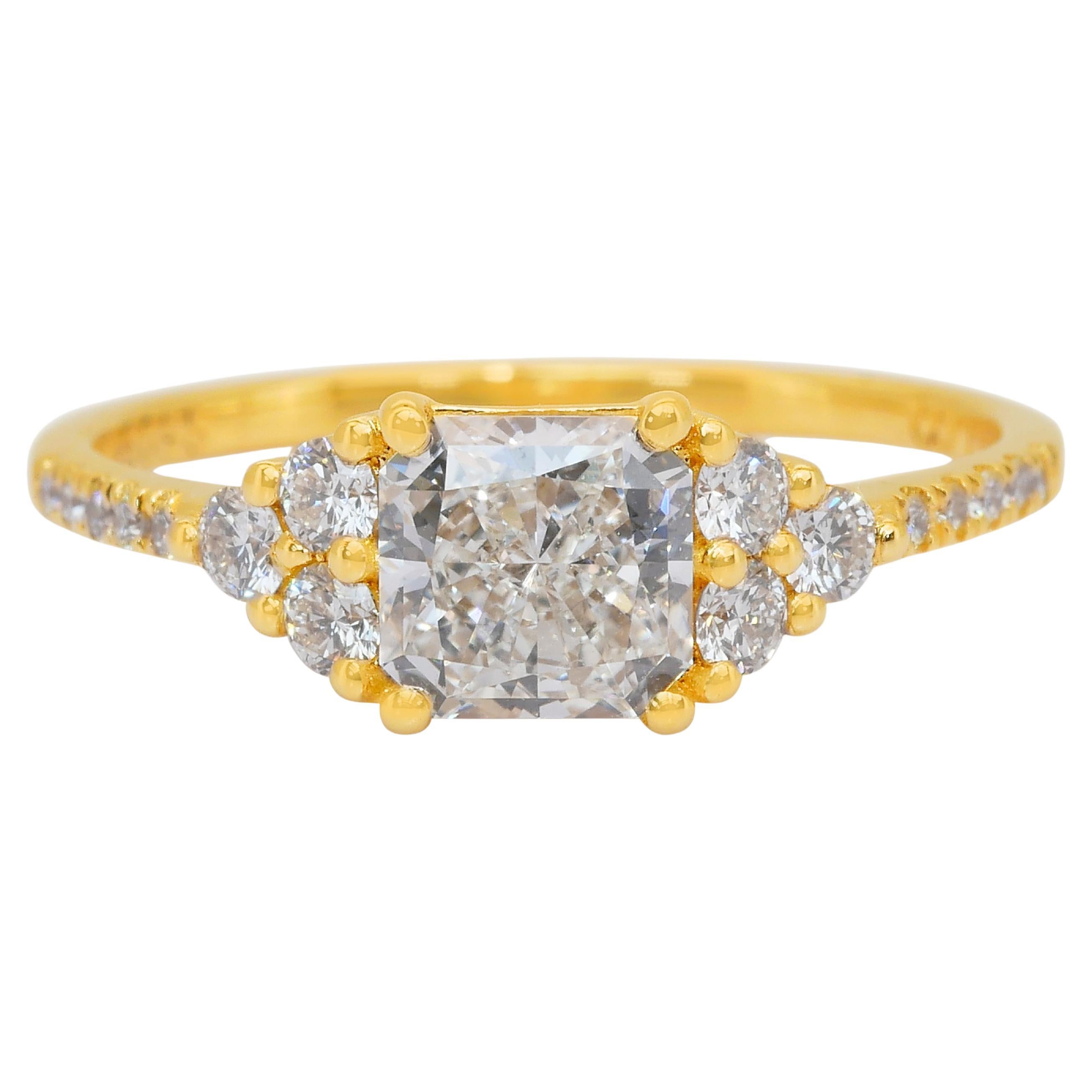 Bague en or jaune 18k avec 1.36ct de diamants - IGI Certified