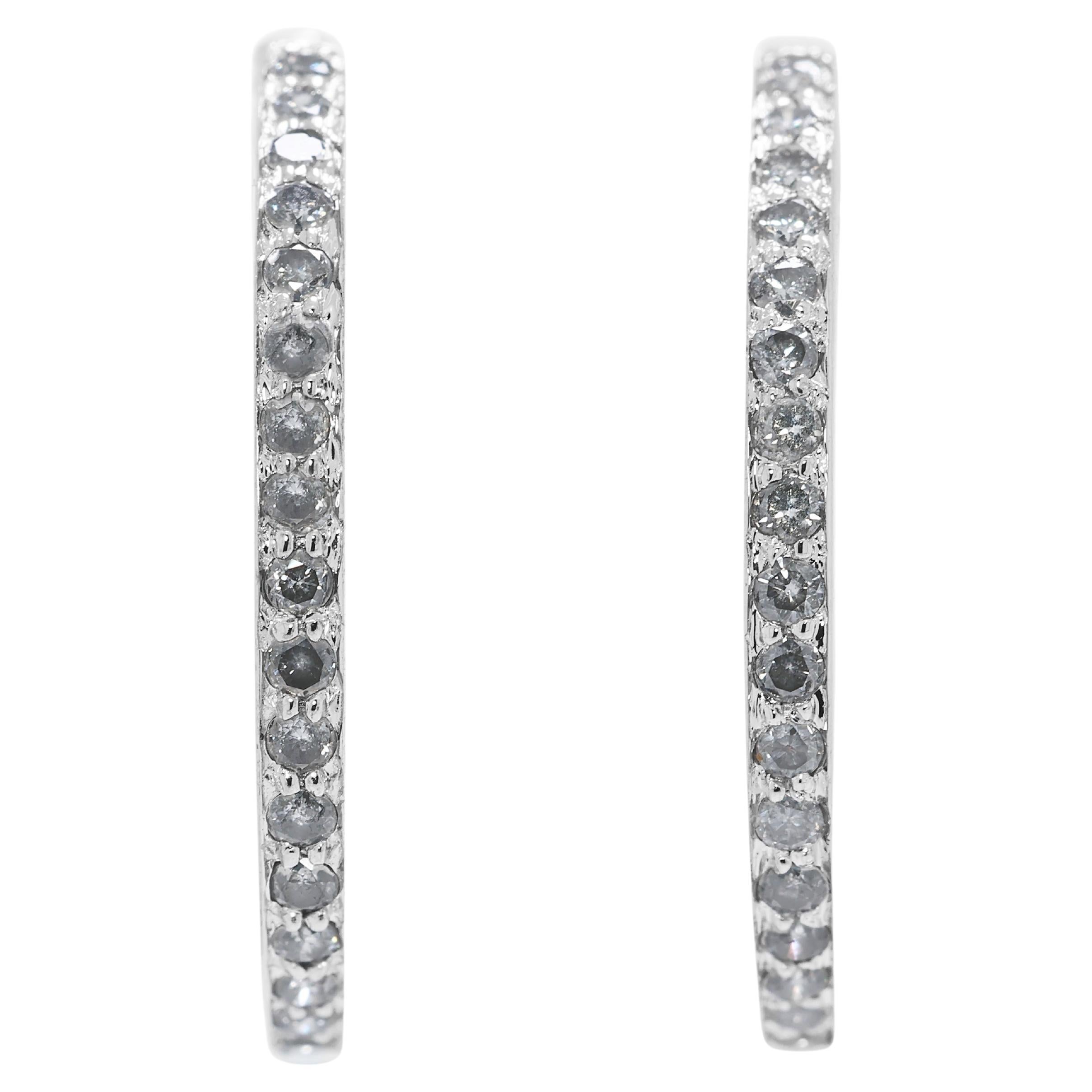 Orecchini a cerchio con diamanti naturali da 1,44 carati in oro bianco 18 carati (Whiting)