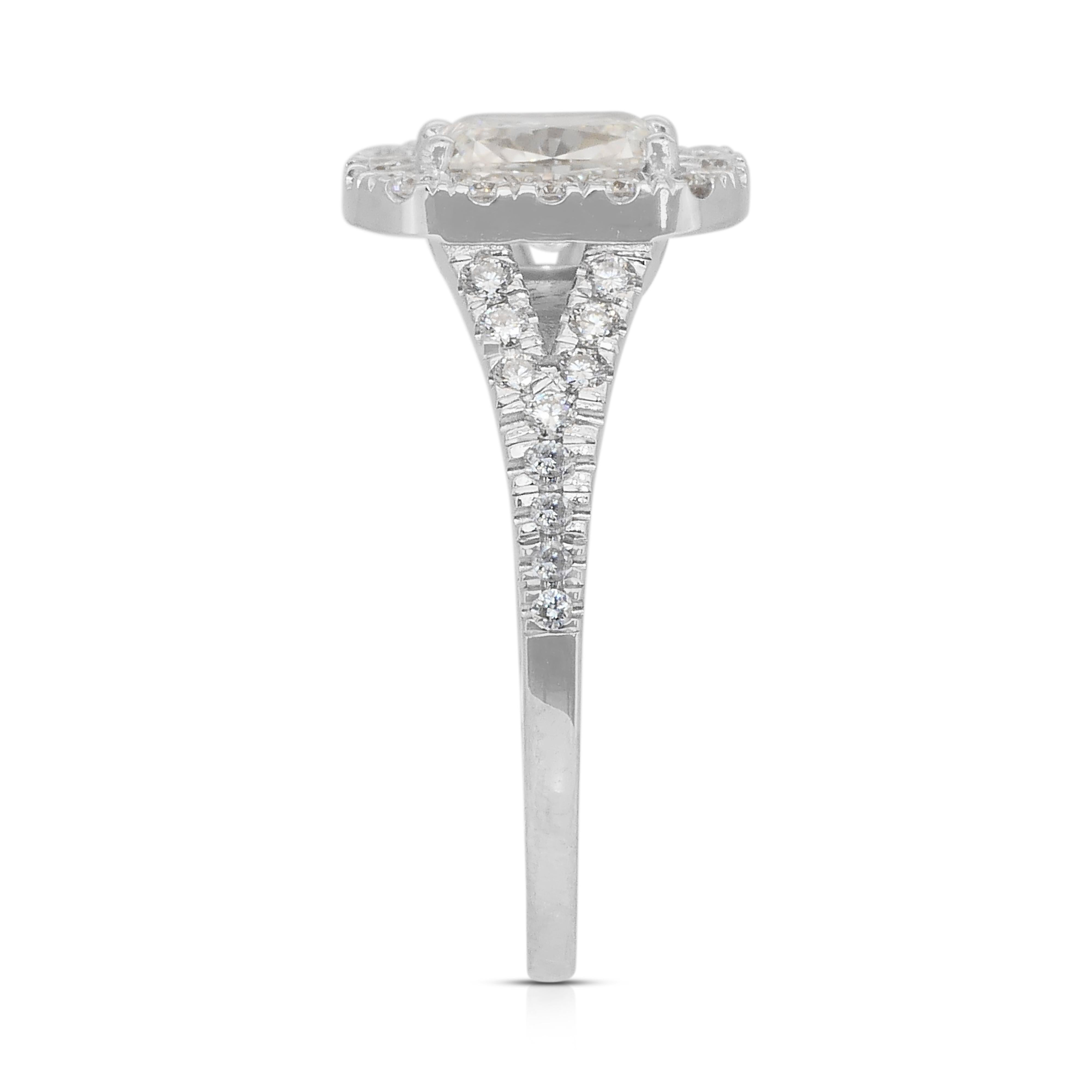 Funkelnder 1,52ct Diamanten Halo Ring in 18k Weißgold - IGI zertifiziert im Angebot 2